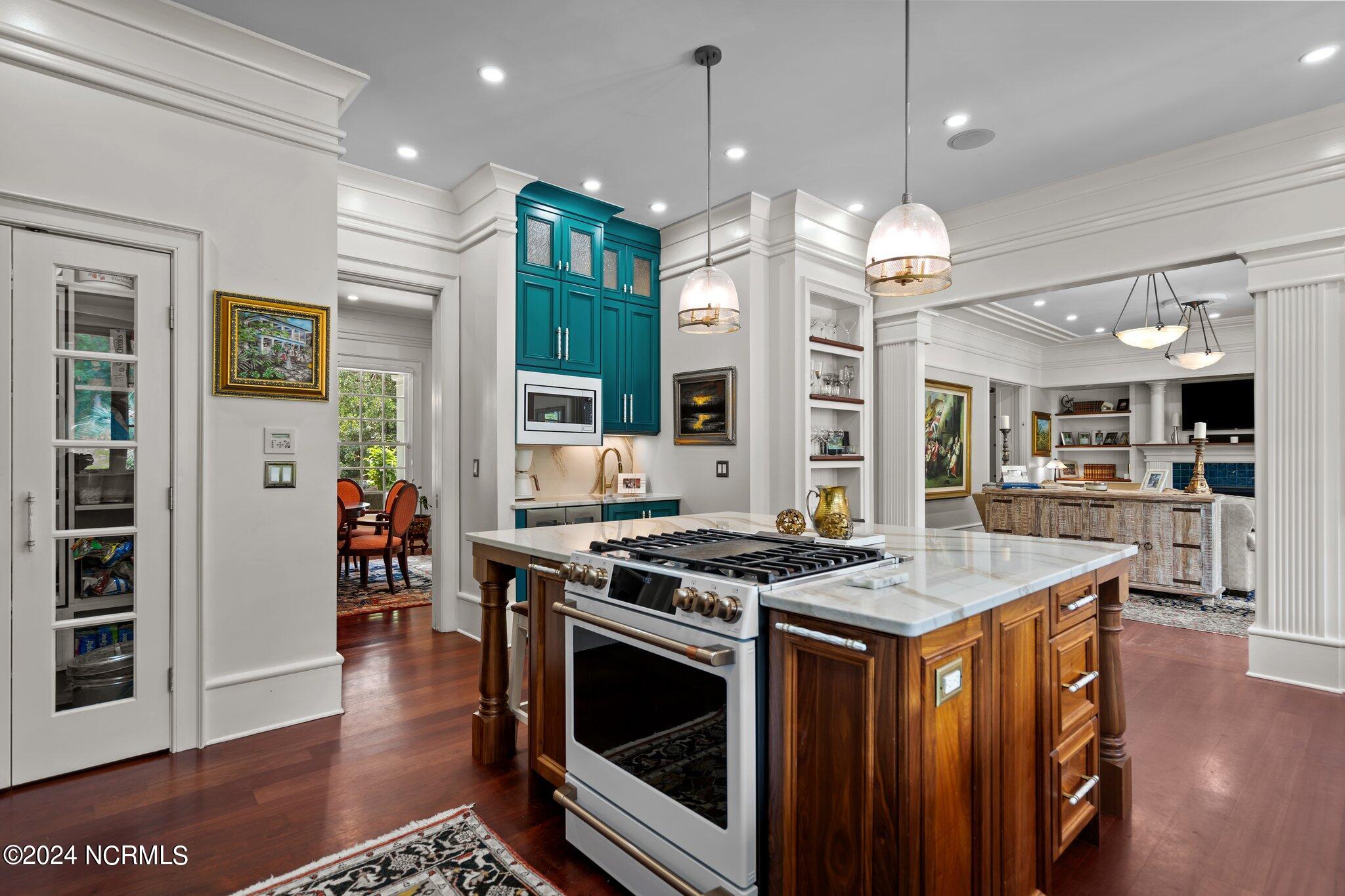 6417 Quail Run Road