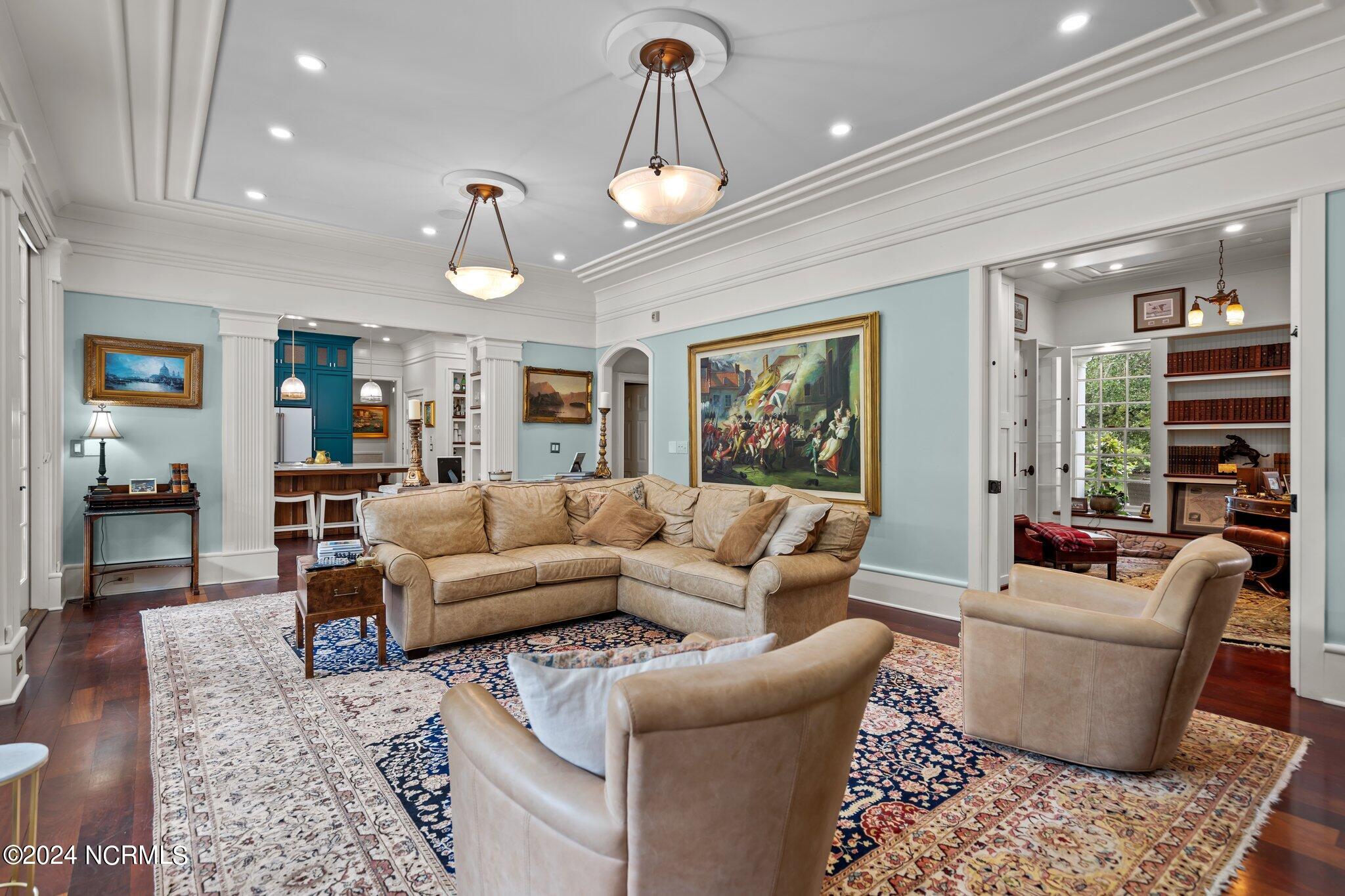 6417 Quail Run Road