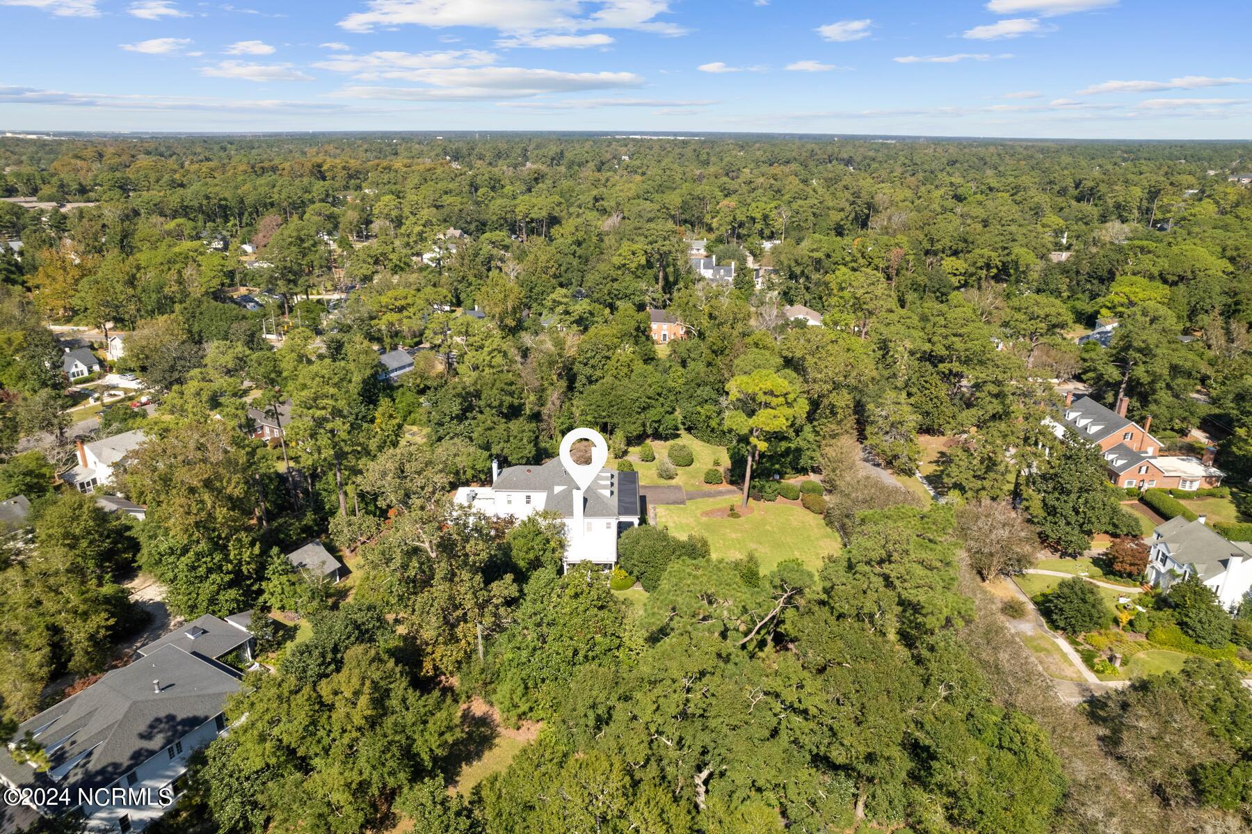 1110 Windsor Drive
