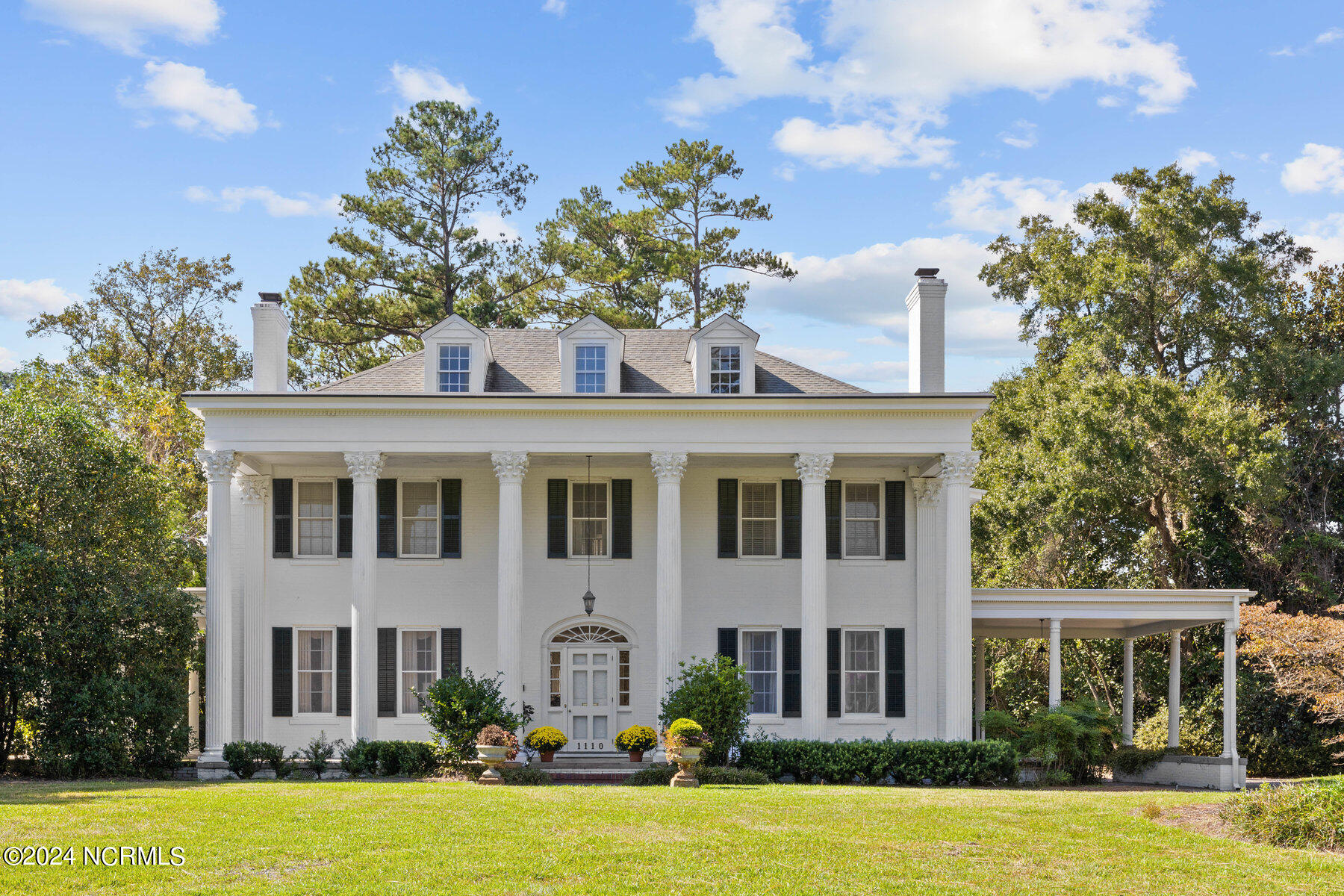 1110 Windsor Drive