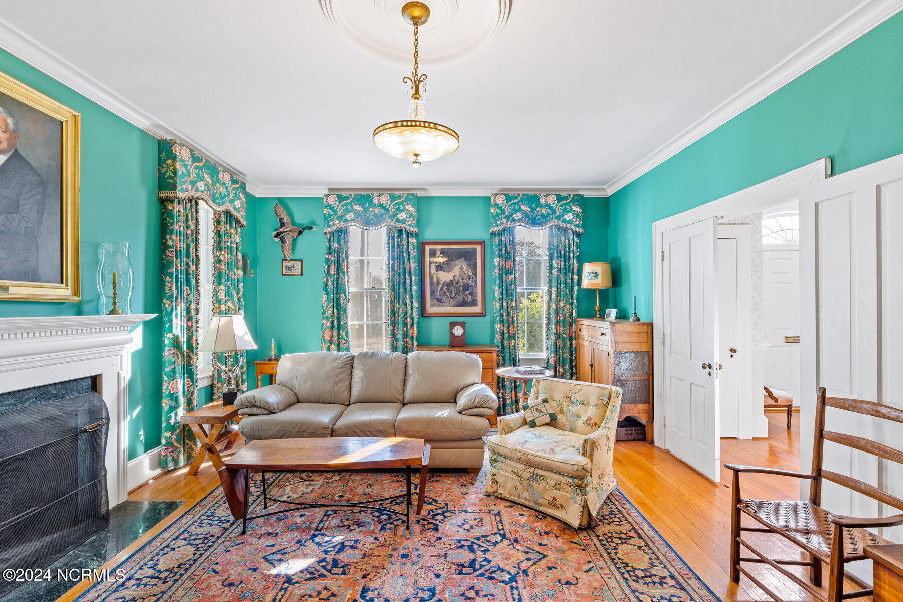1110 Windsor Drive