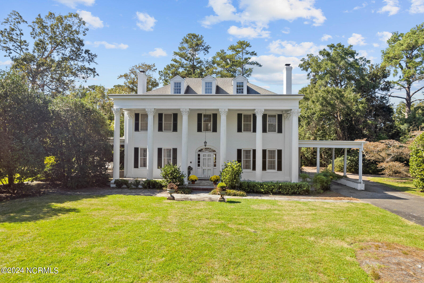 1110 Windsor Drive