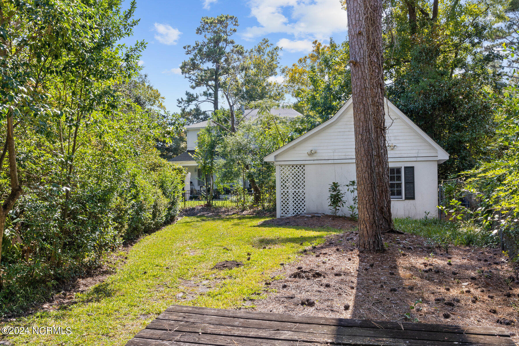 1110 Windsor Drive