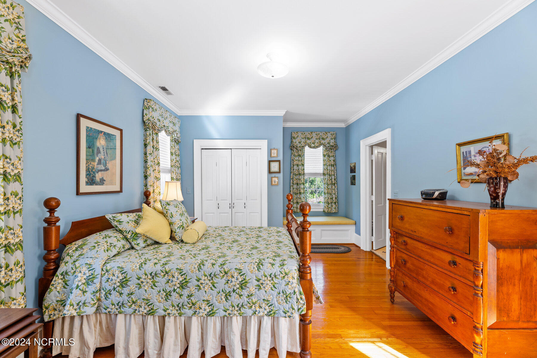 1110 Windsor Drive