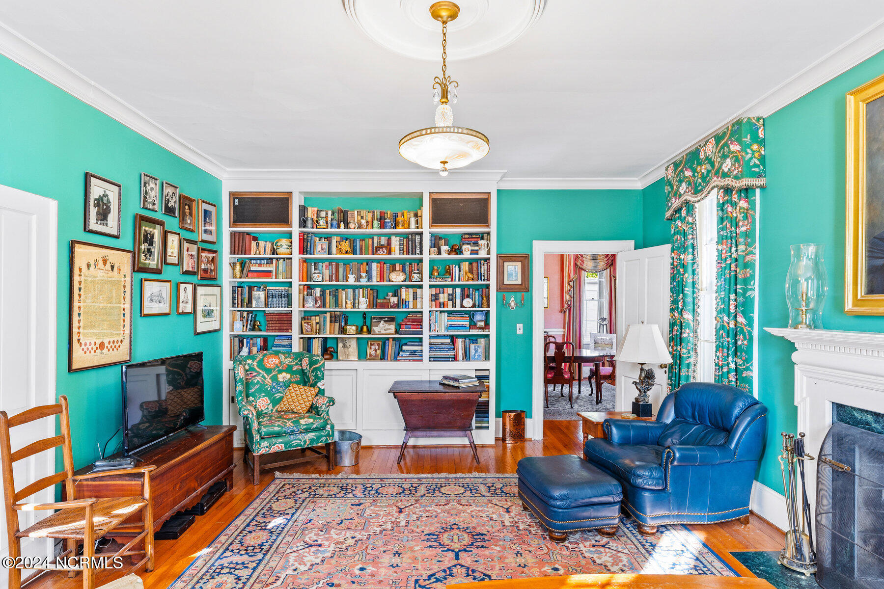 1110 Windsor Drive