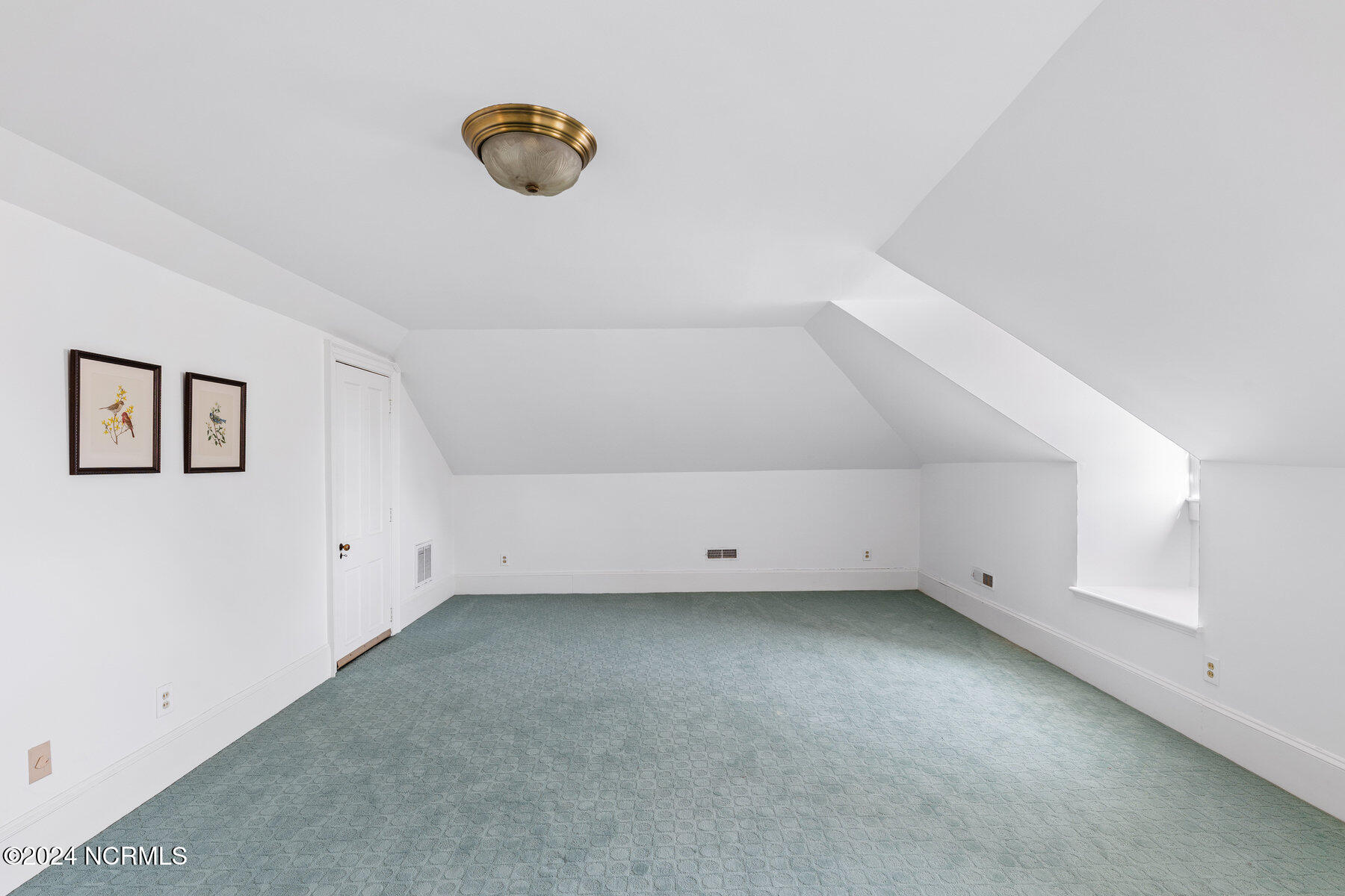 1110 Windsor Drive
