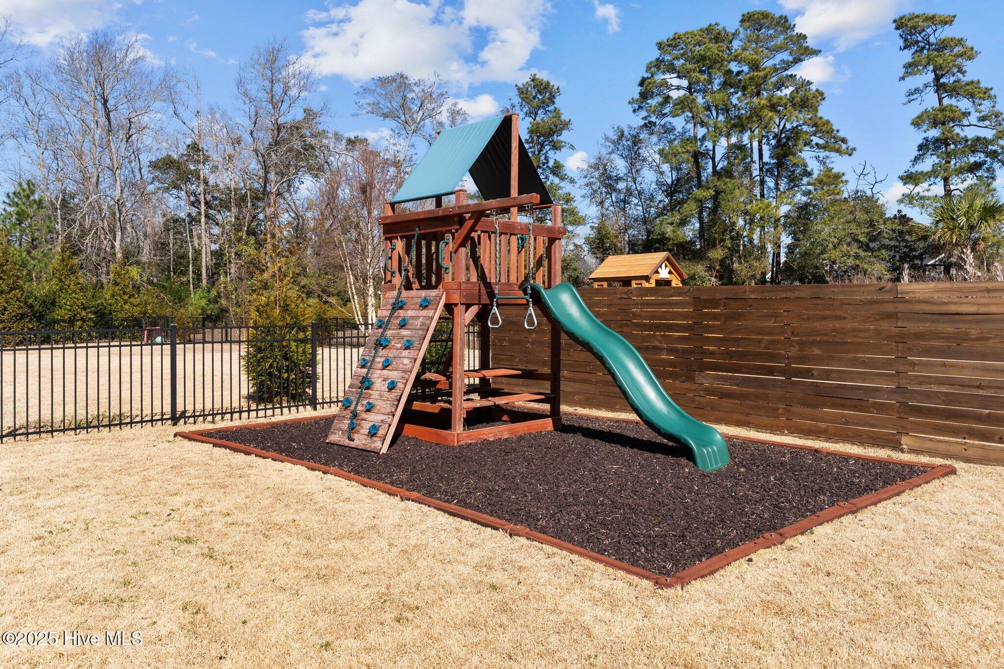1240 Waterway Court