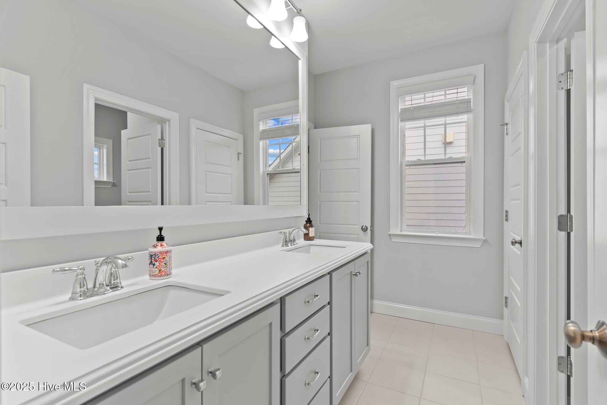 1240 Waterway Court