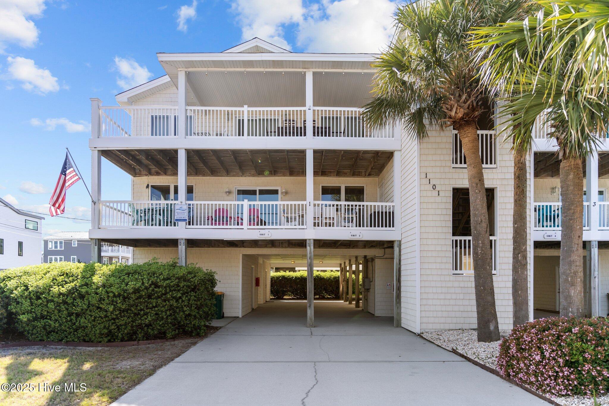 1101 N Fort Fisher Boulevard N, 1