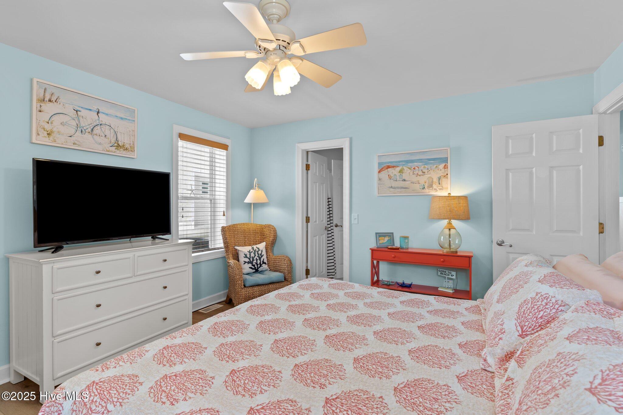 1101 N Fort Fisher Boulevard N, 1