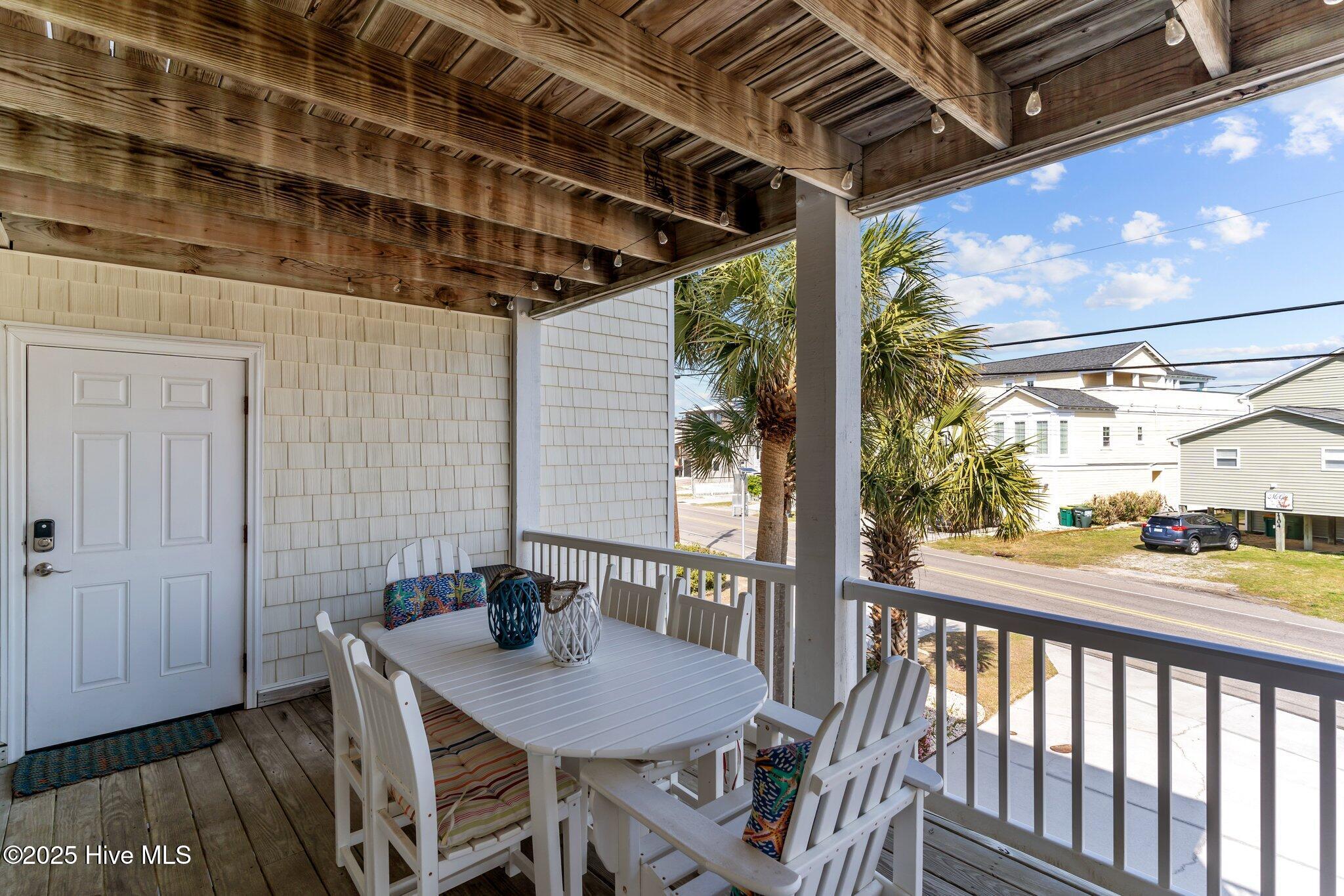 1101 N Fort Fisher Boulevard N, 1