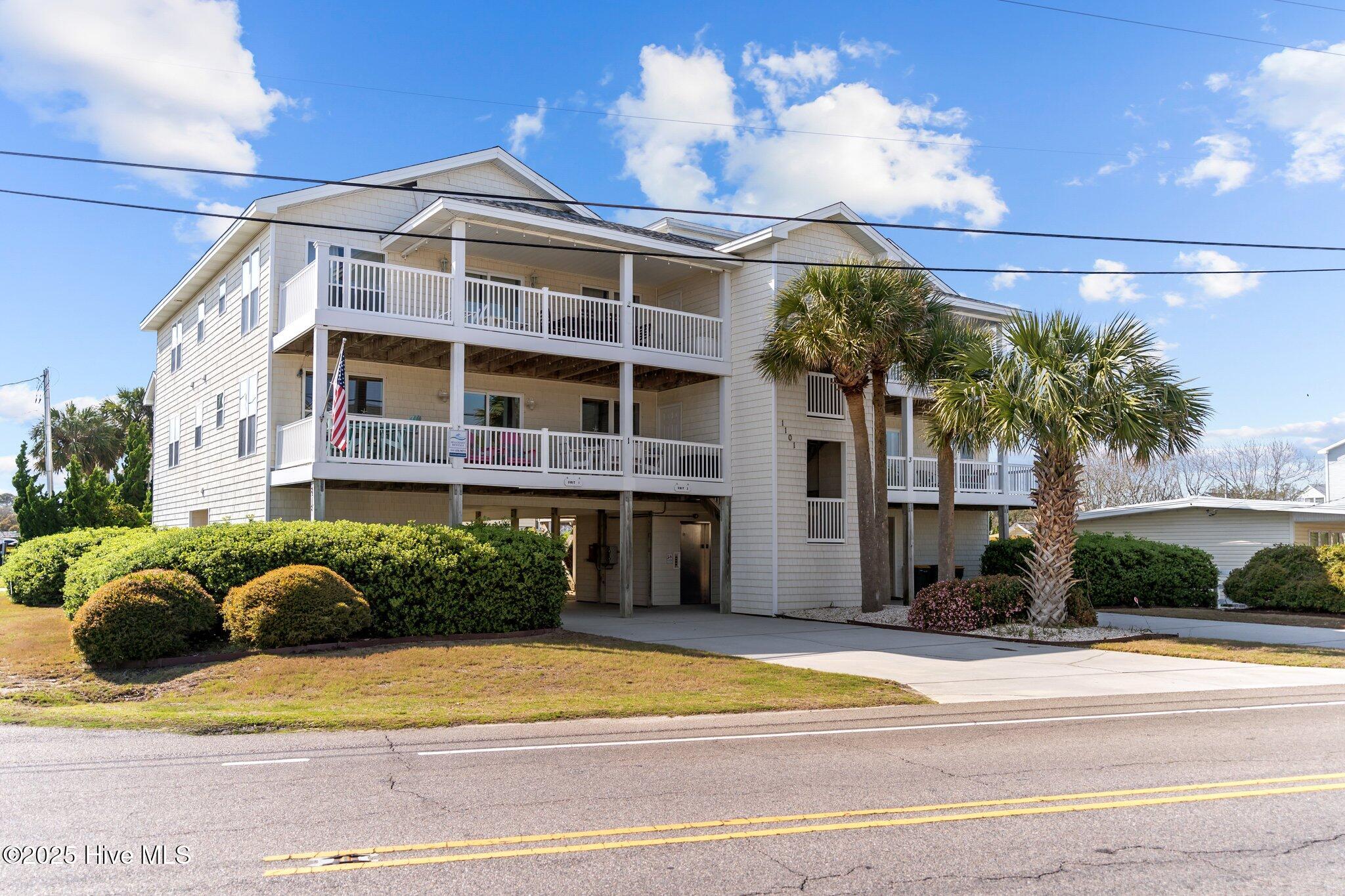 1101 N Fort Fisher Boulevard N, 1