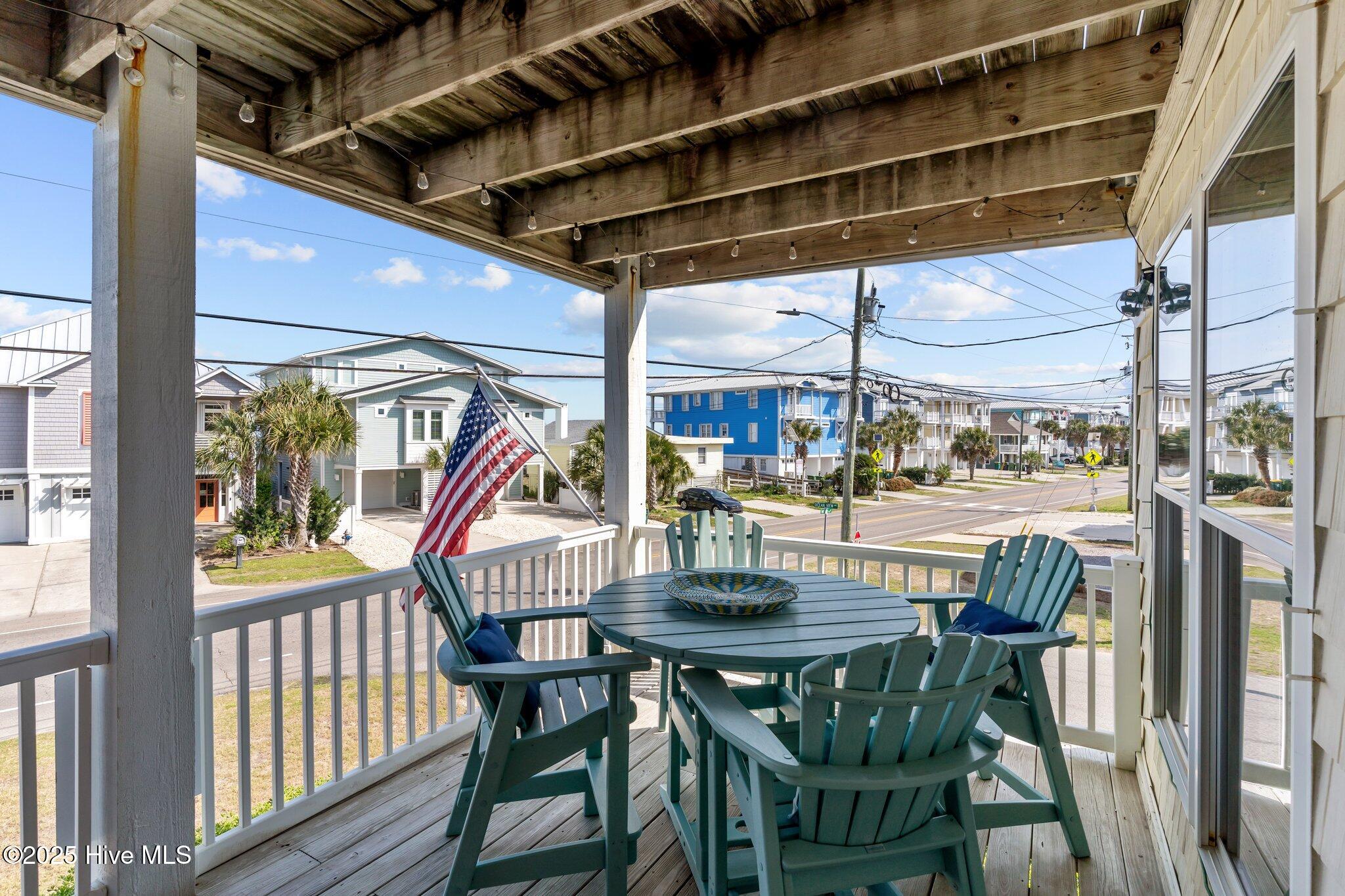 1101 N Fort Fisher Boulevard N, 1