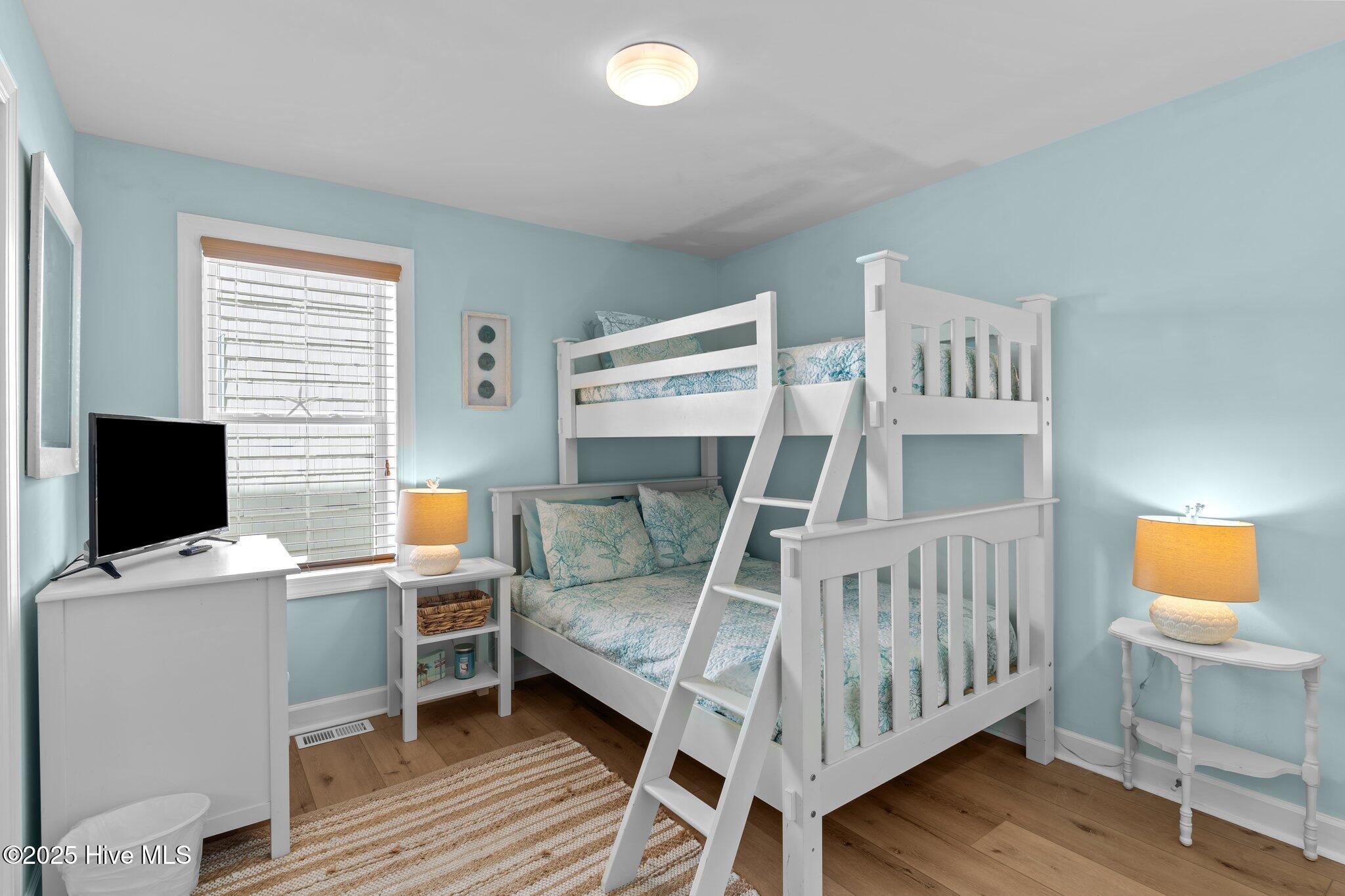 1101 N Fort Fisher Boulevard N, 1