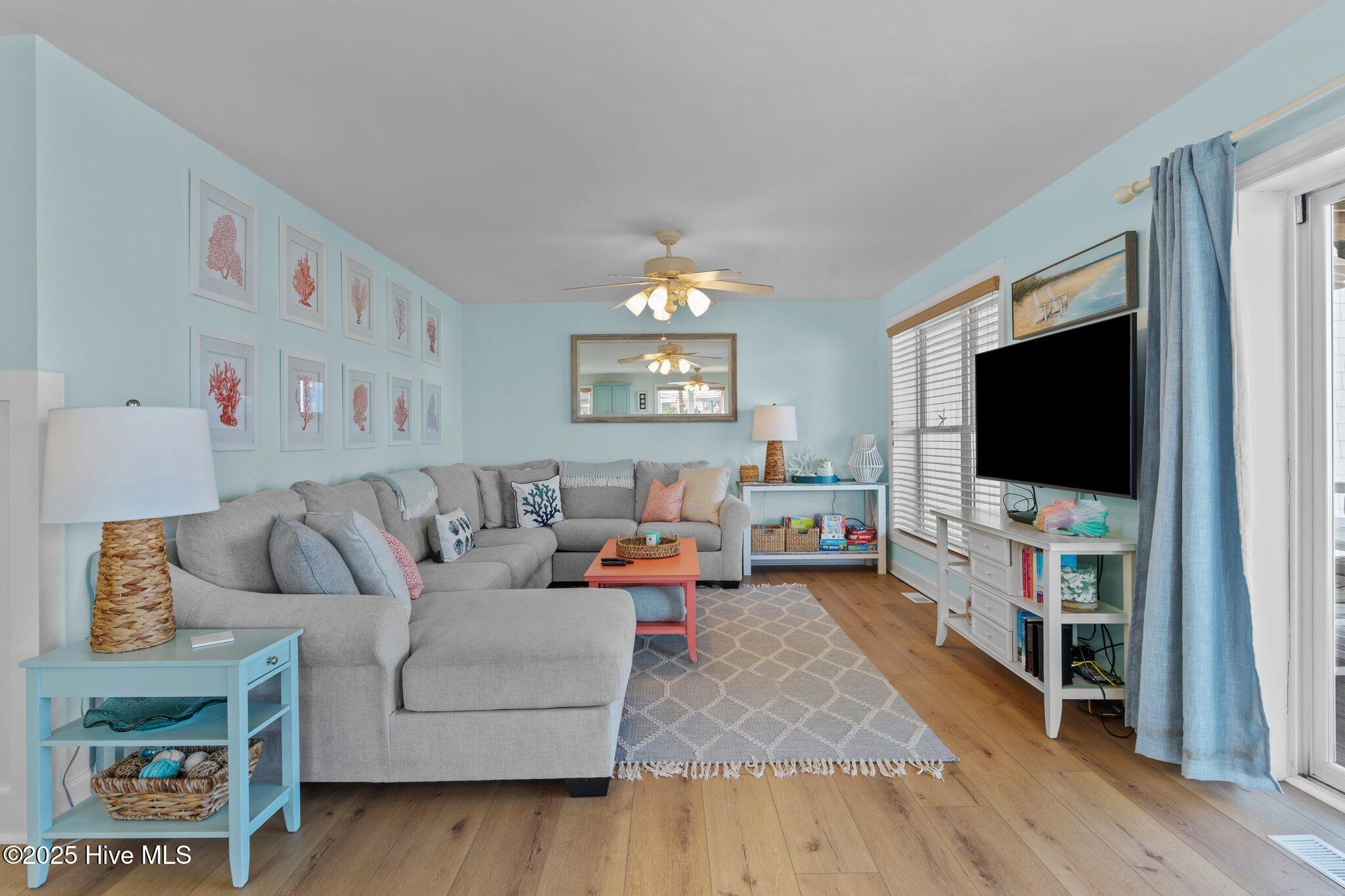 1101 N Fort Fisher Boulevard N, 1