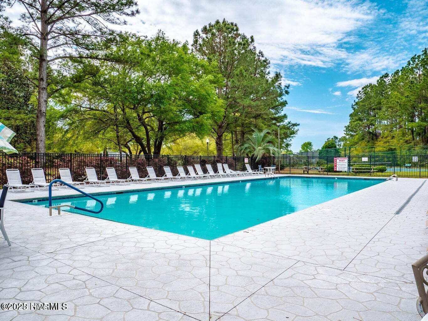 8200 Beddoes Drive