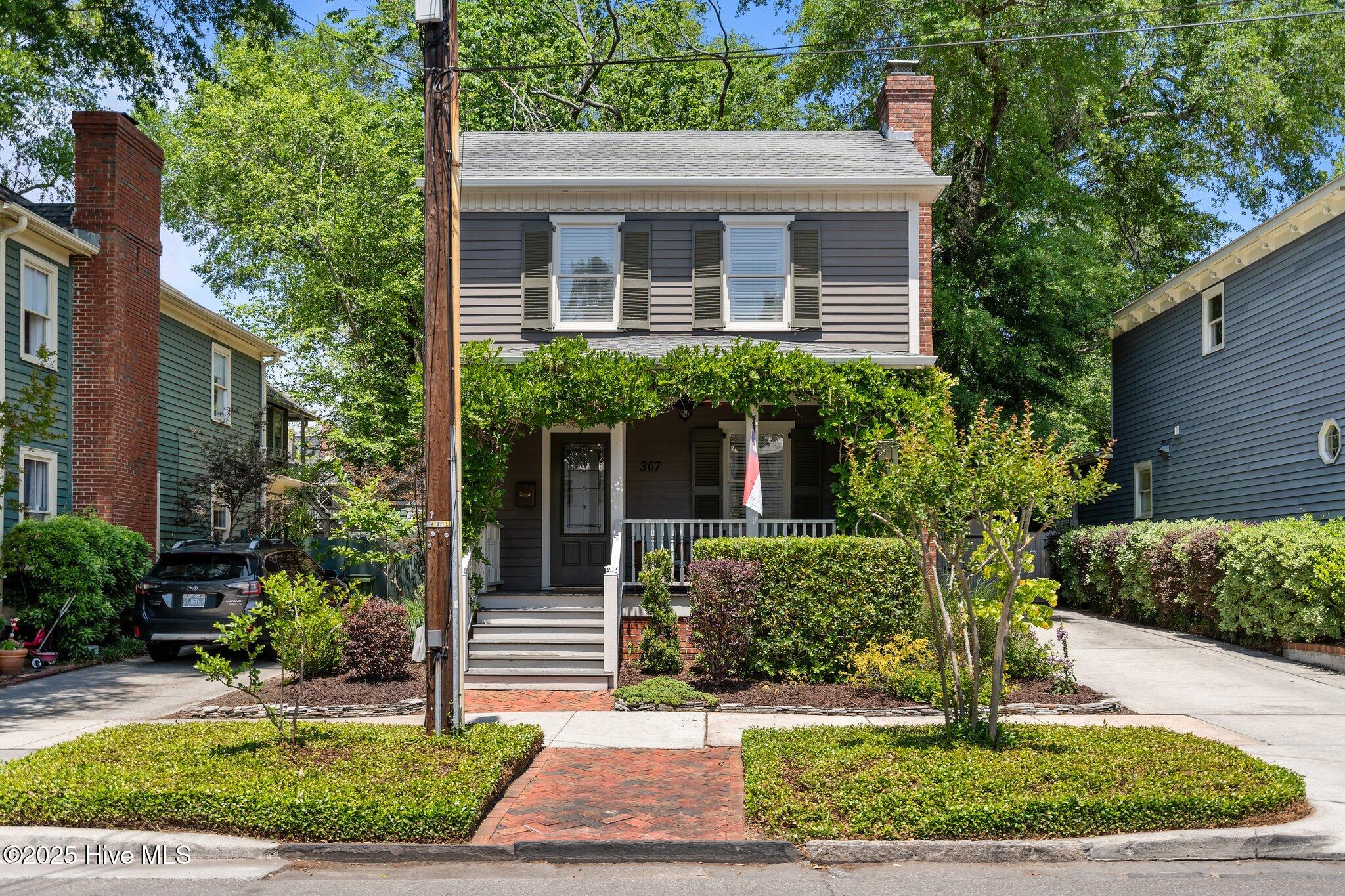 307 Nun Street