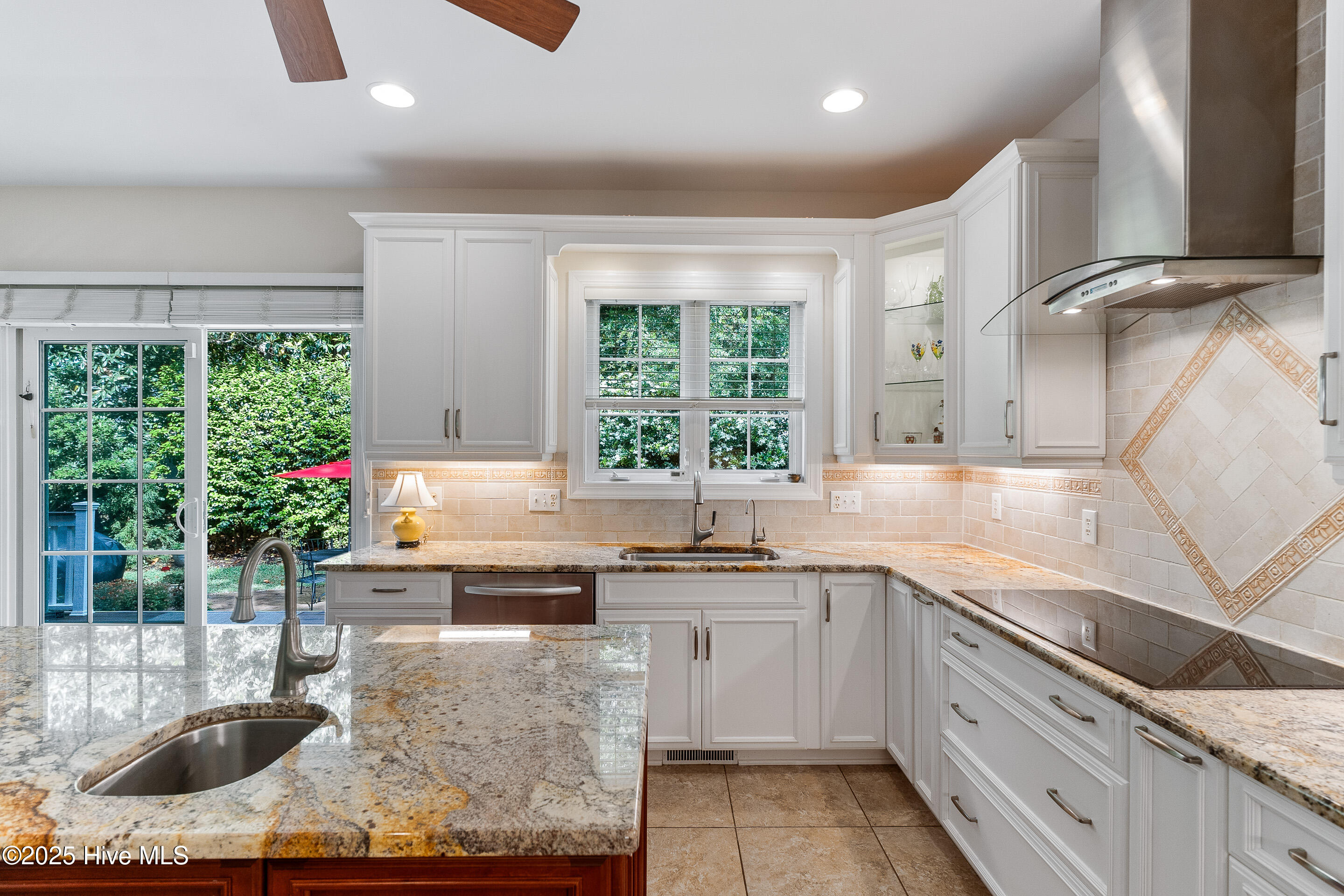 8819 Sawmill Creek Lane