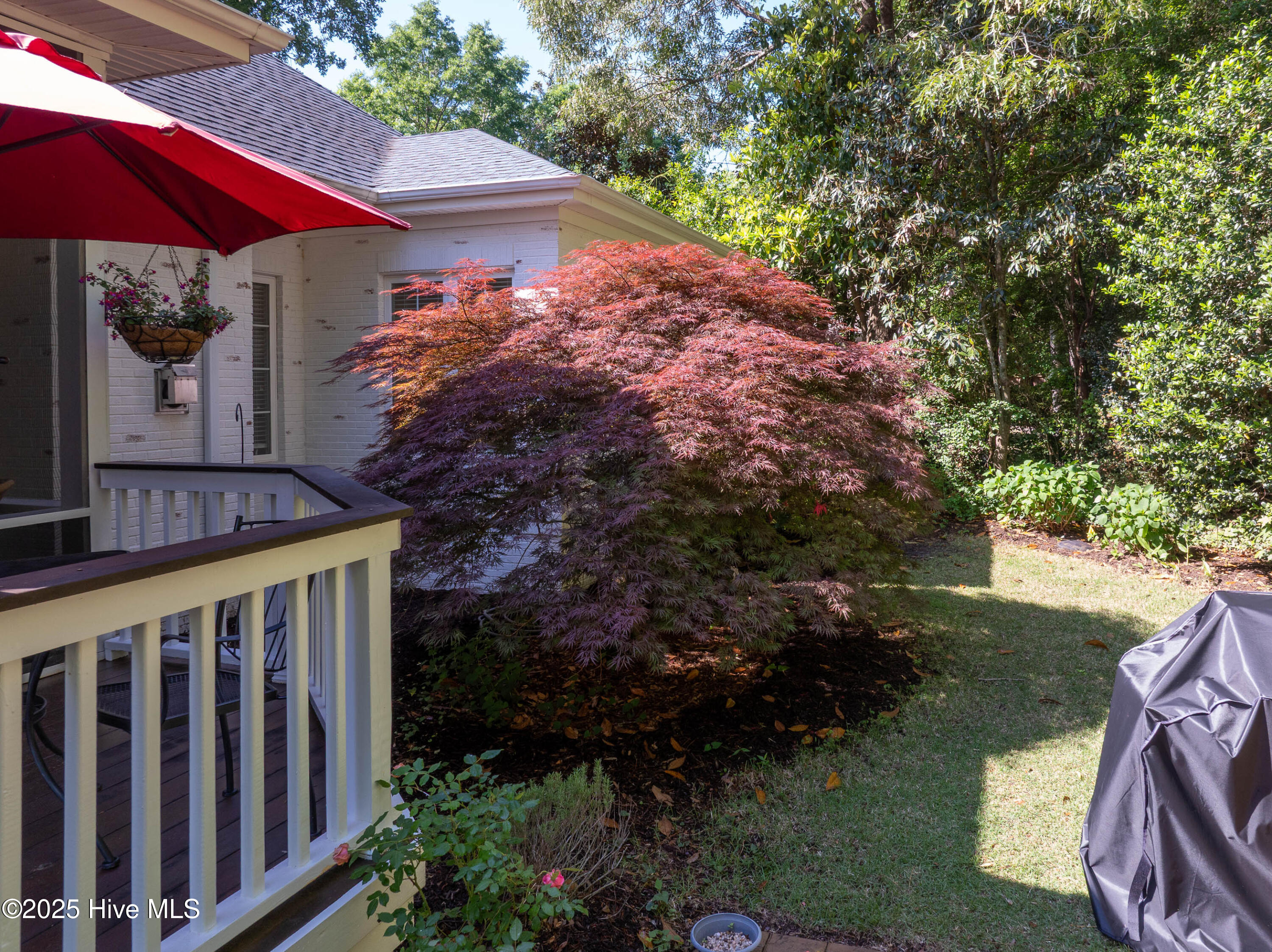 8819 Sawmill Creek Lane