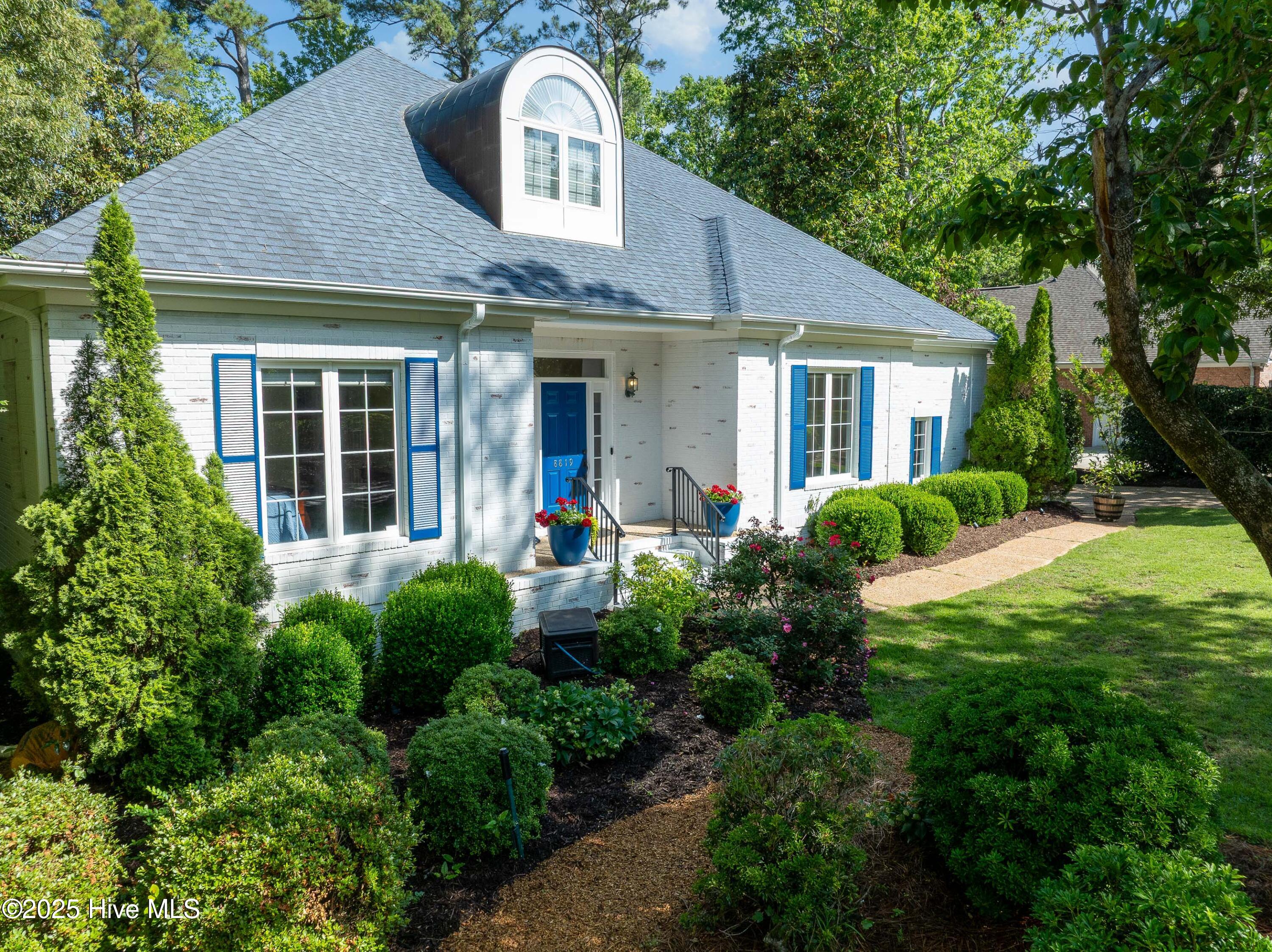 8819 Sawmill Creek Lane