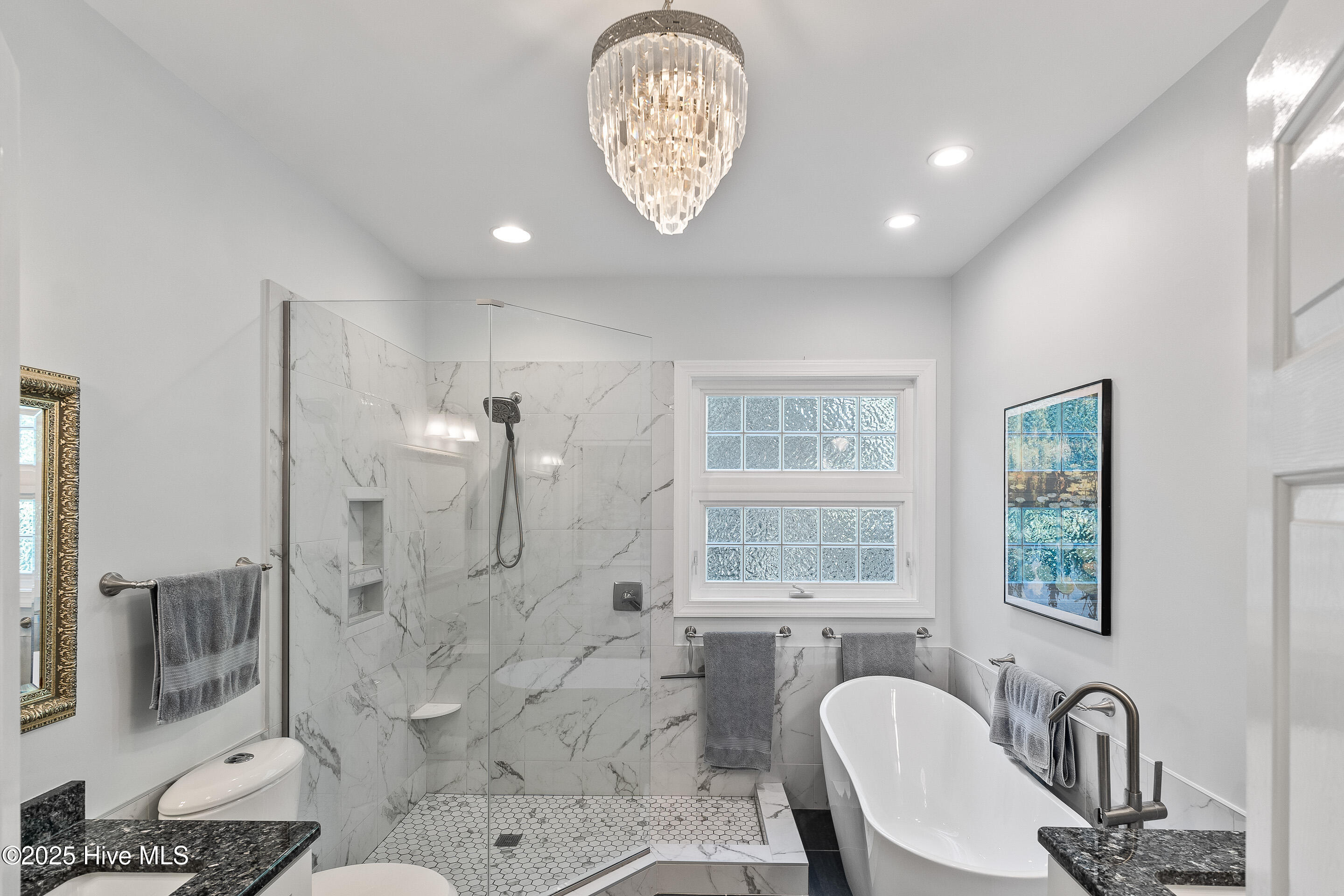 8819 Sawmill Creek Lane