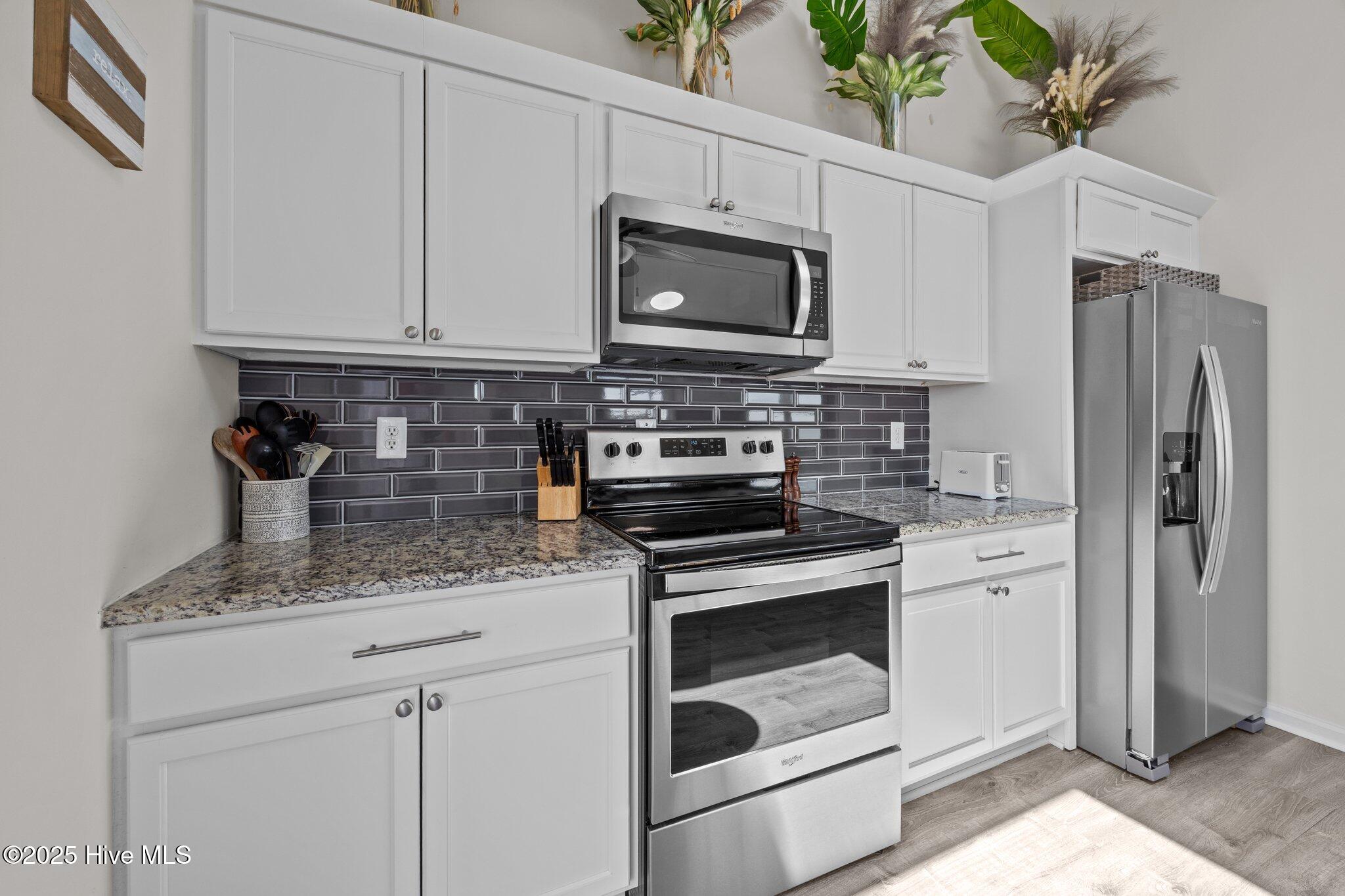 1768 New River Inlet Road, 1