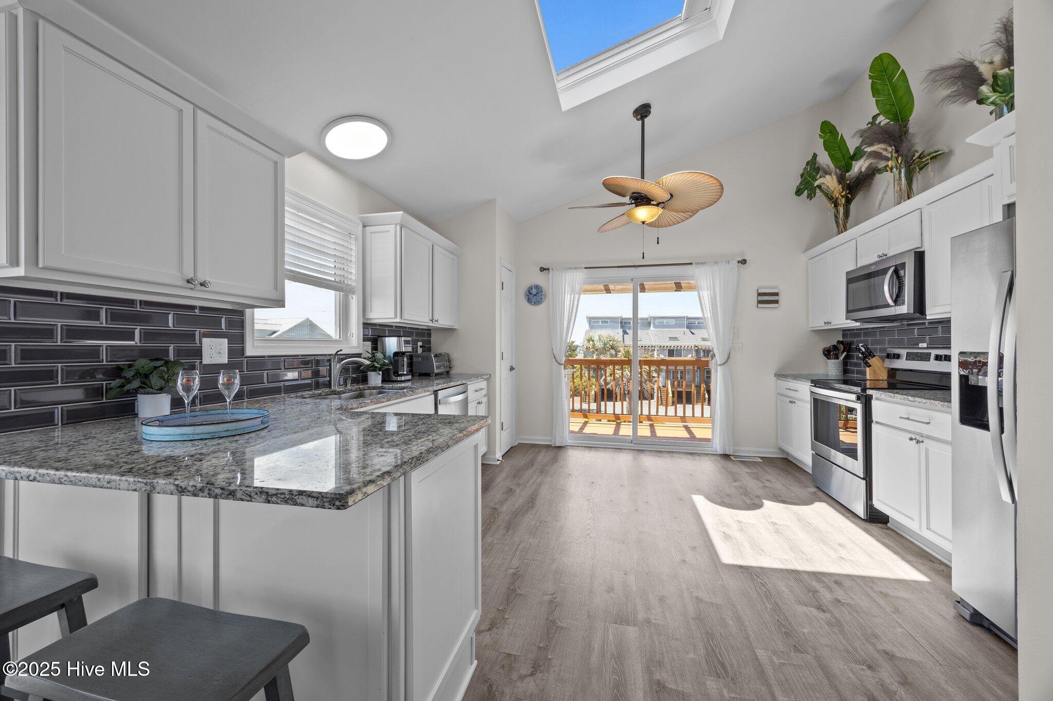 1768 New River Inlet Road, 1