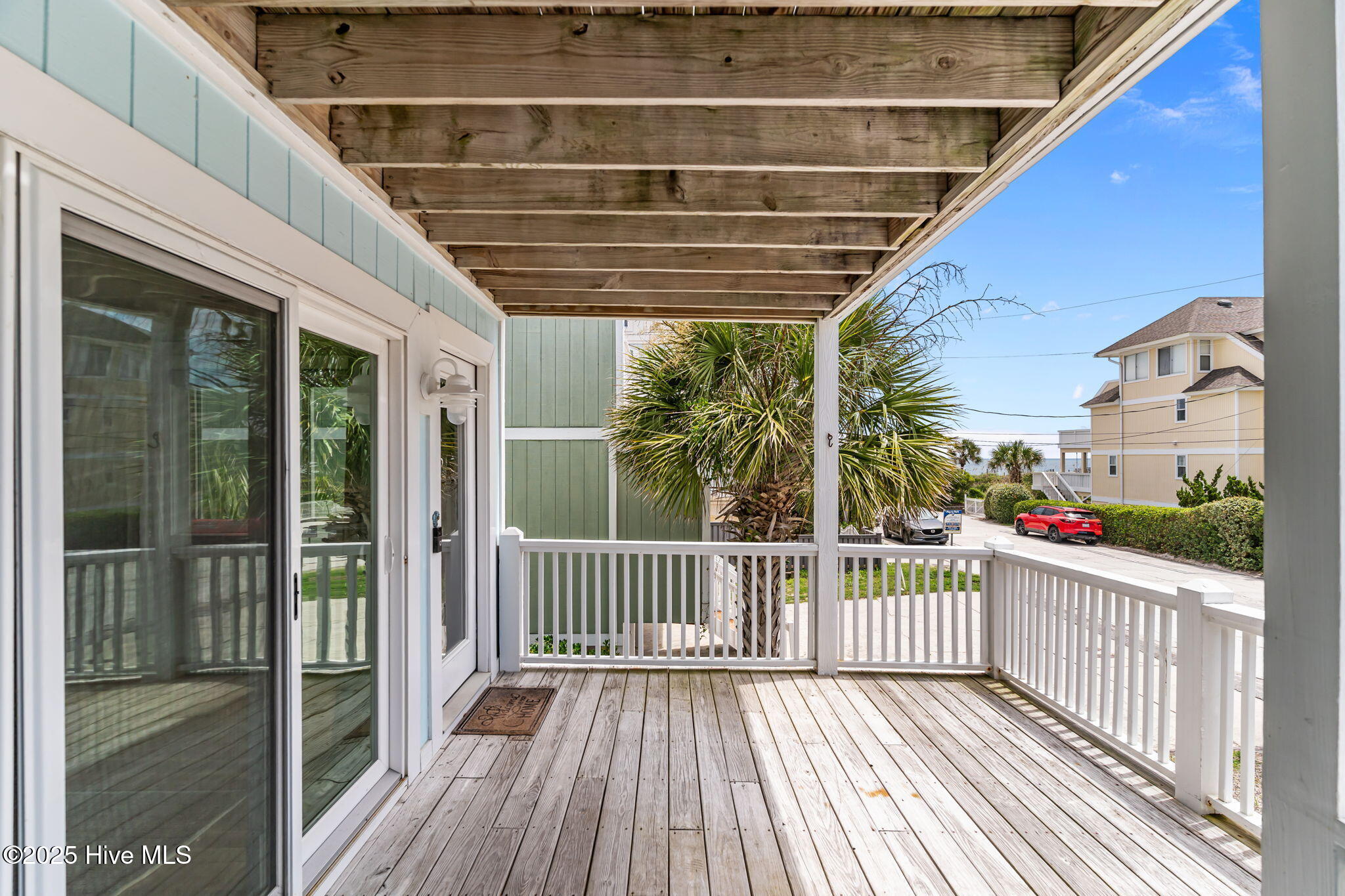 13 E Columbia Street, B