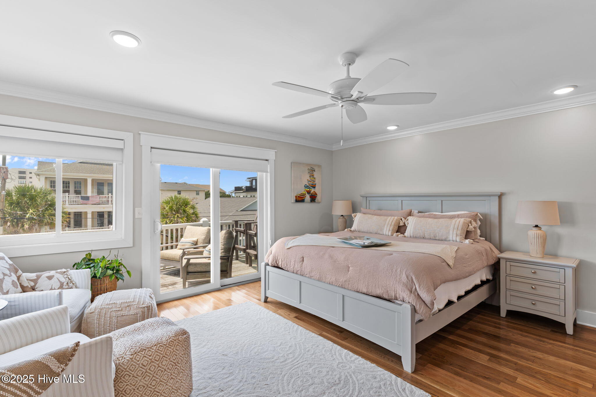 13 E Columbia Street, B