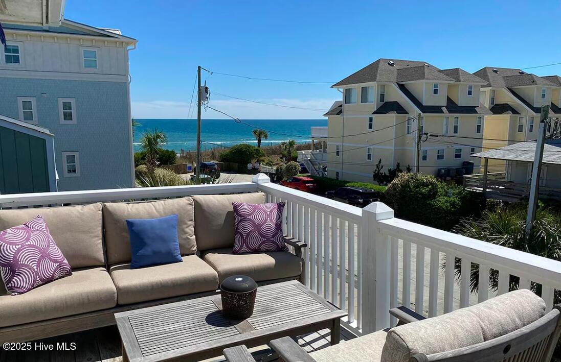 13 E Columbia Street, B