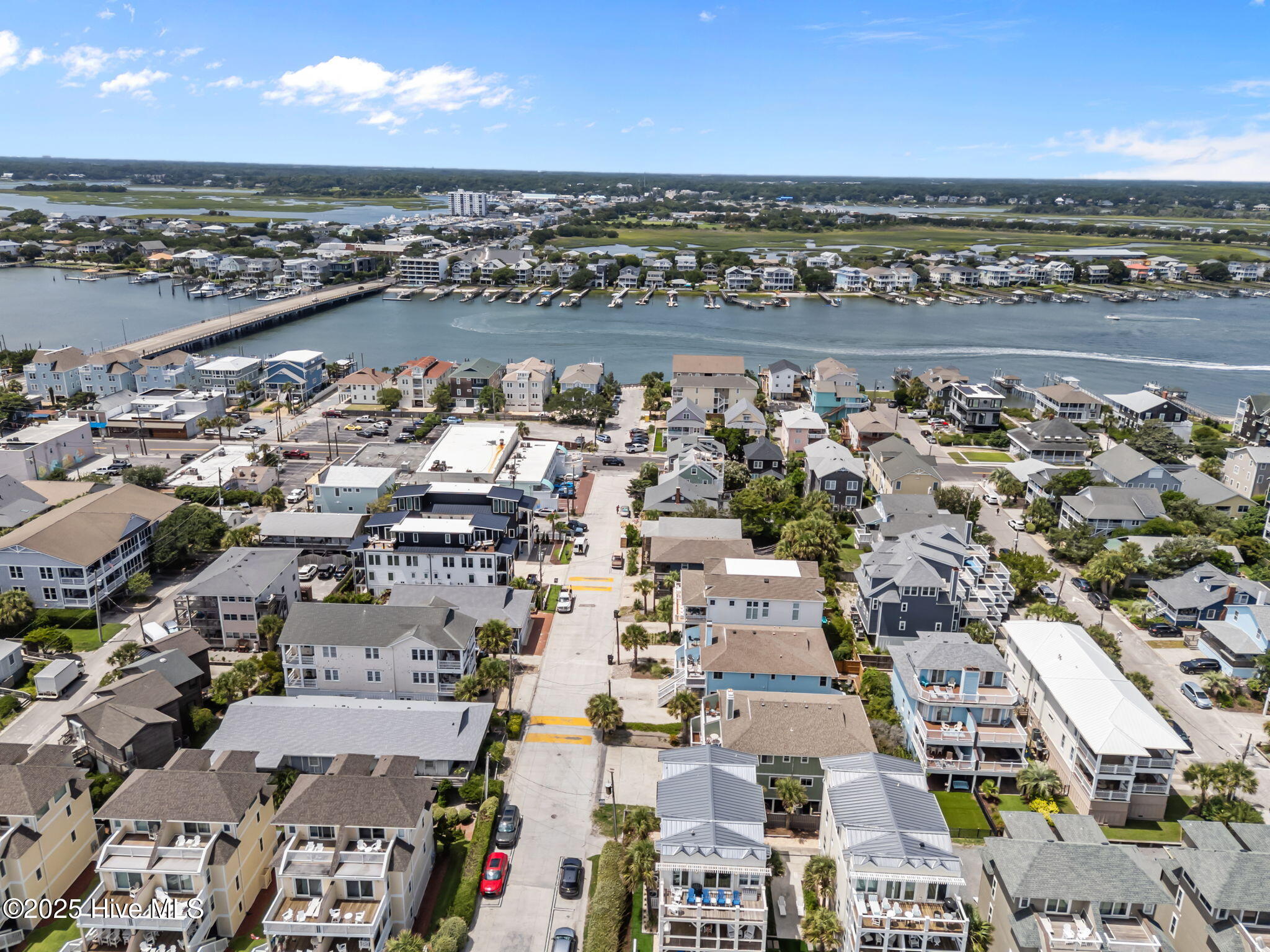 13 E Columbia Street, B