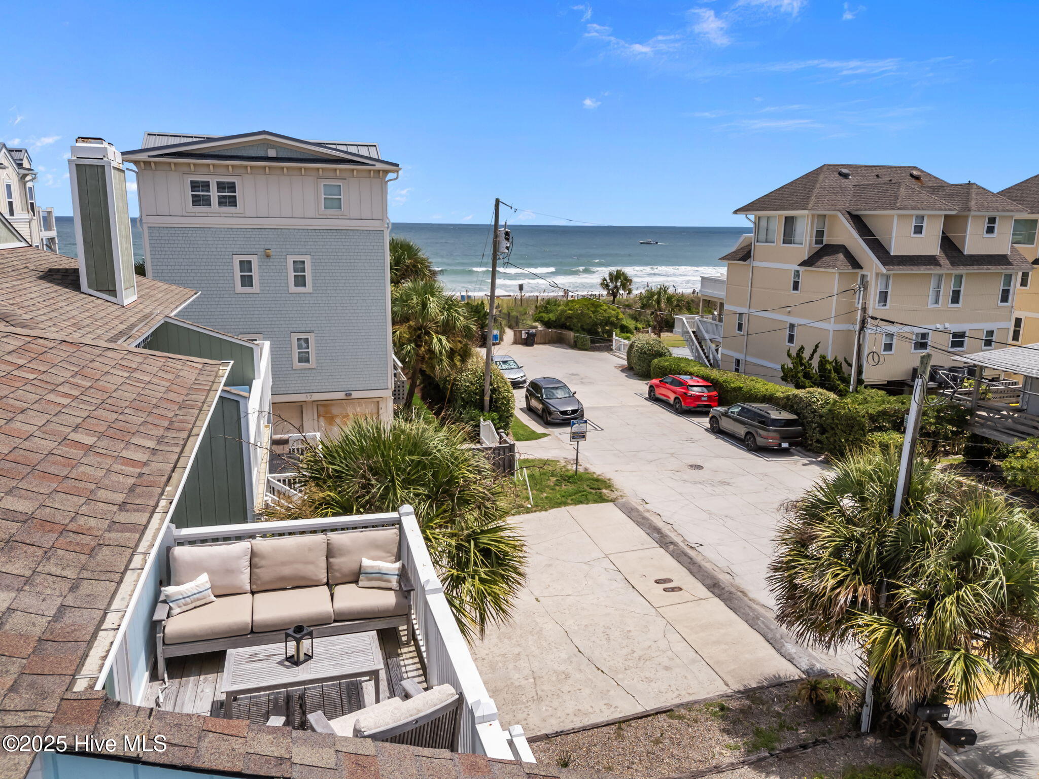 13 E Columbia Street, B