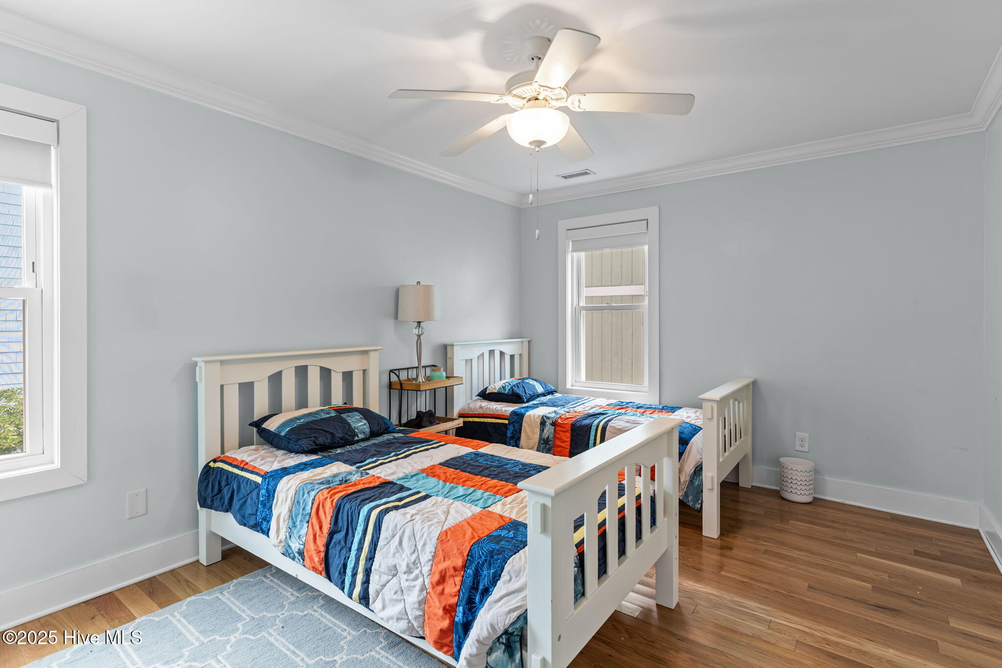 13 E Columbia Street, B