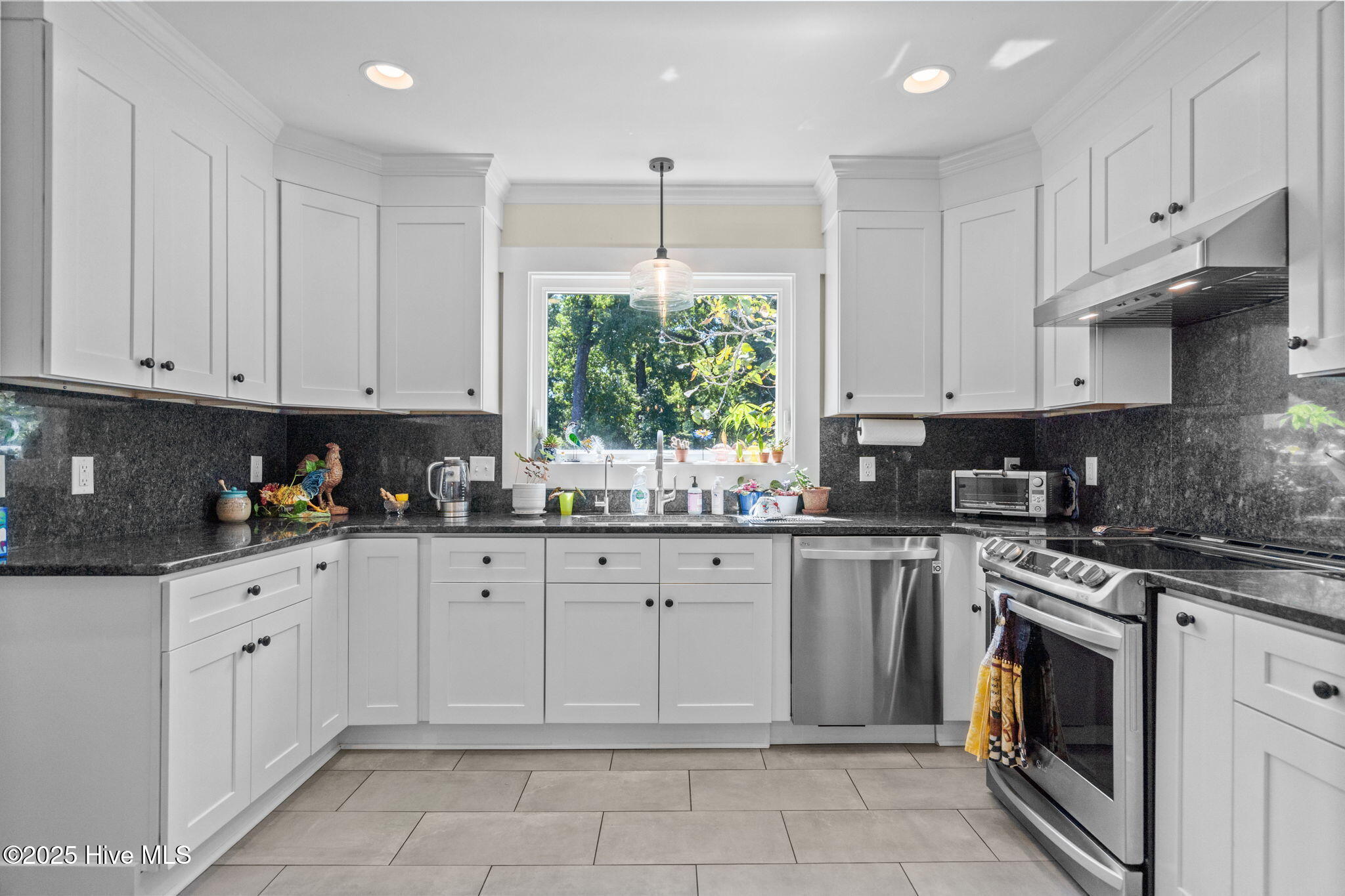 418 Forest Hills Drive