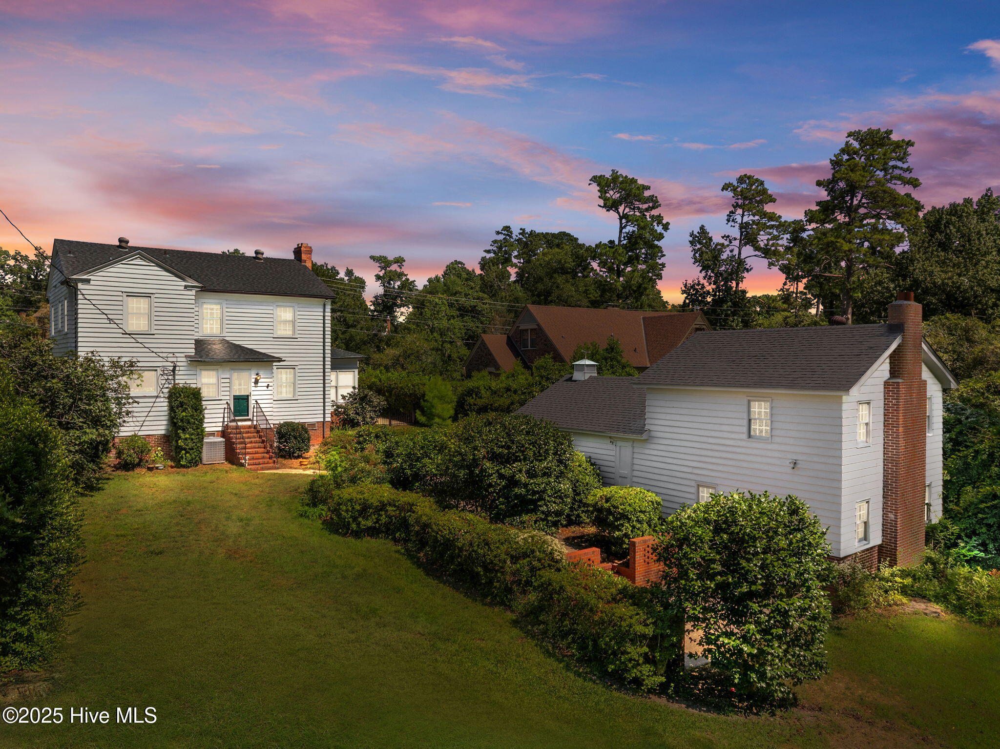 418 Forest Hills Drive