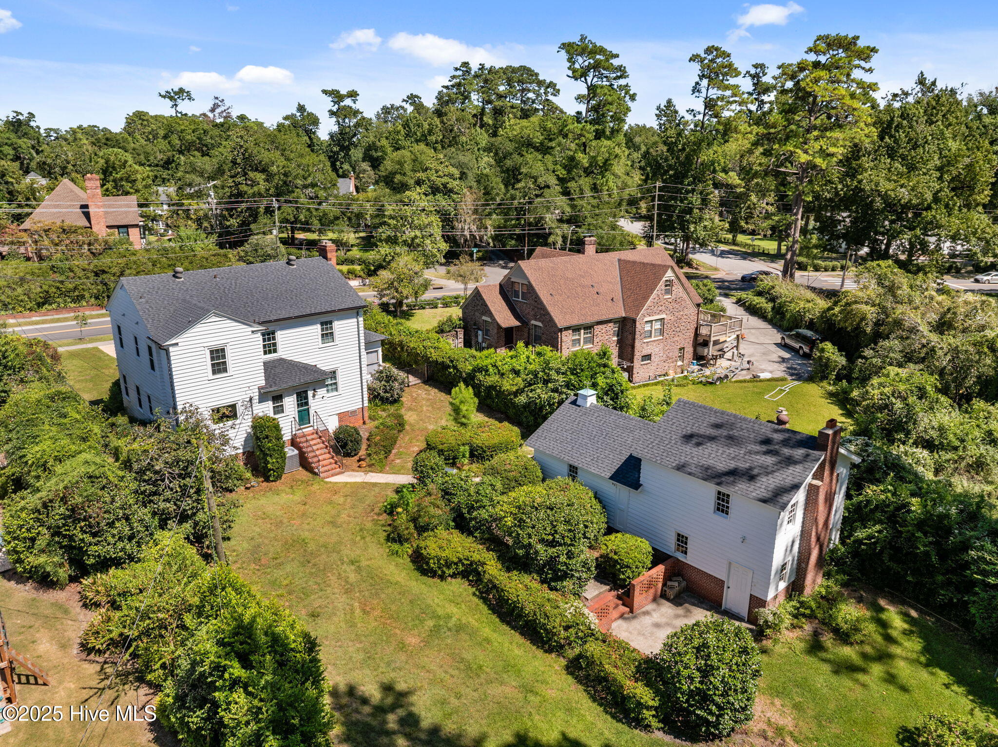 418 Forest Hills Drive