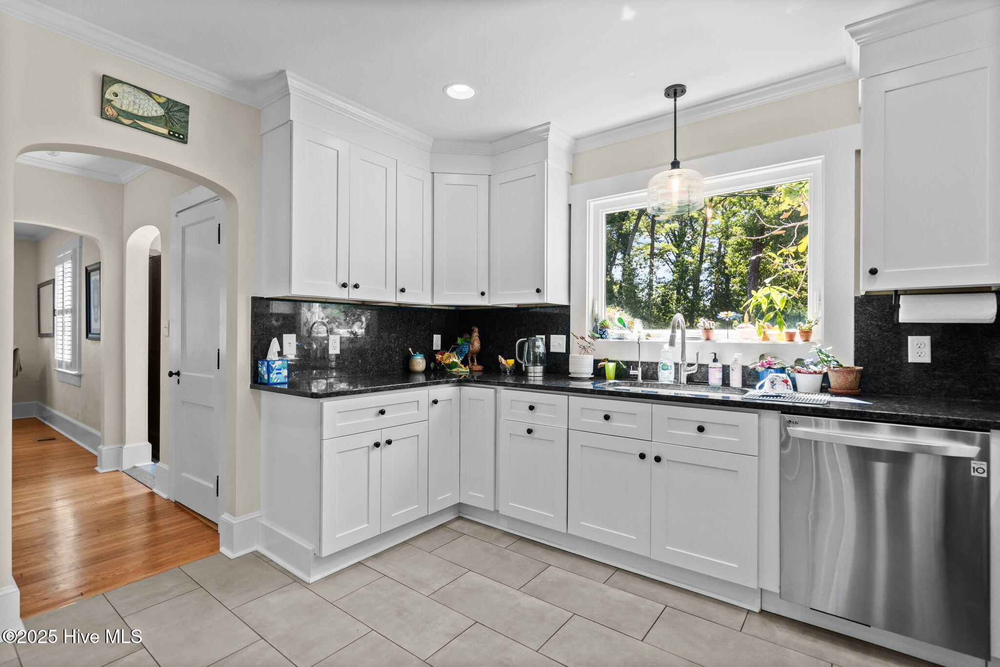 418 Forest Hills Drive