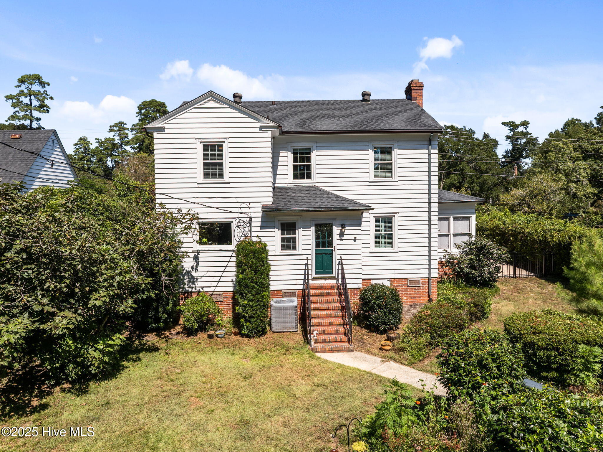 418 Forest Hills Drive