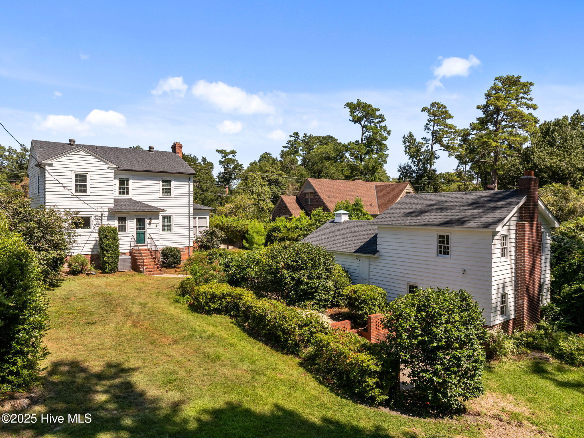 418 Forest Hills Drive