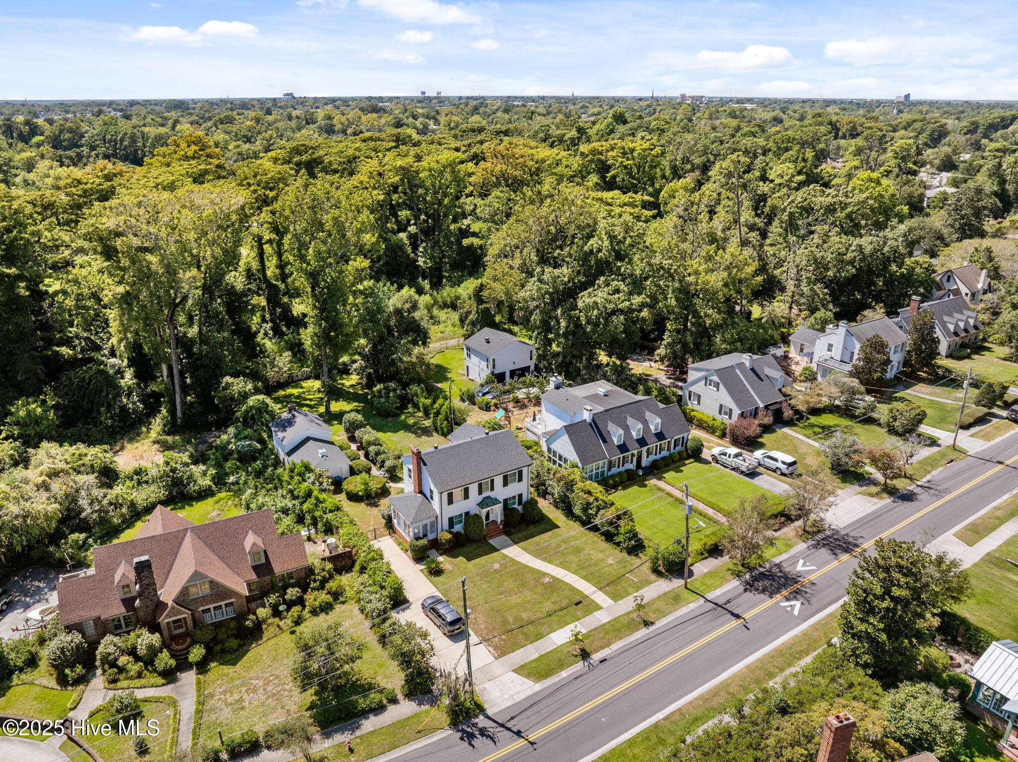 418 Forest Hills Drive