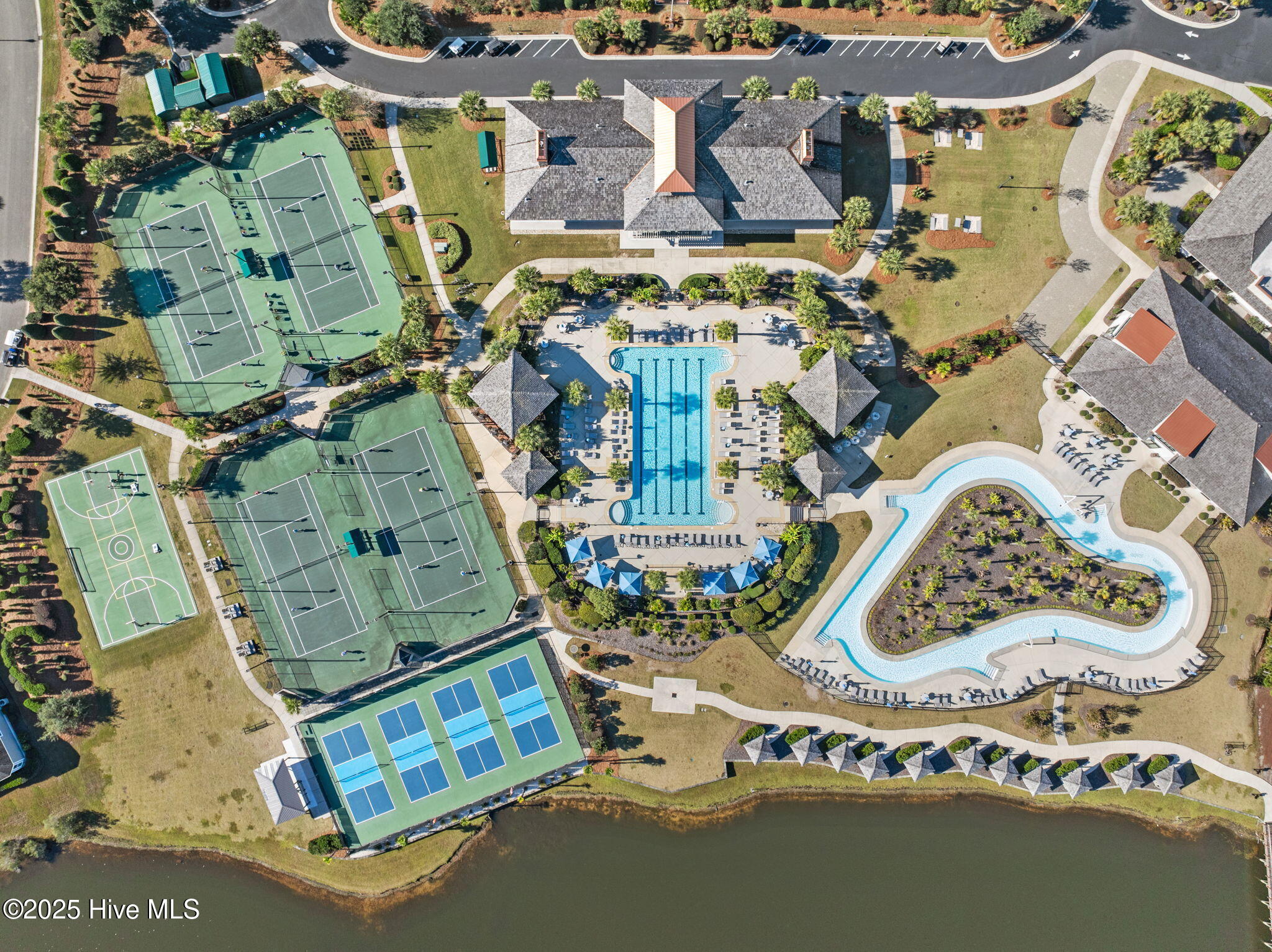 2267 Reefside Loop NE, Leland