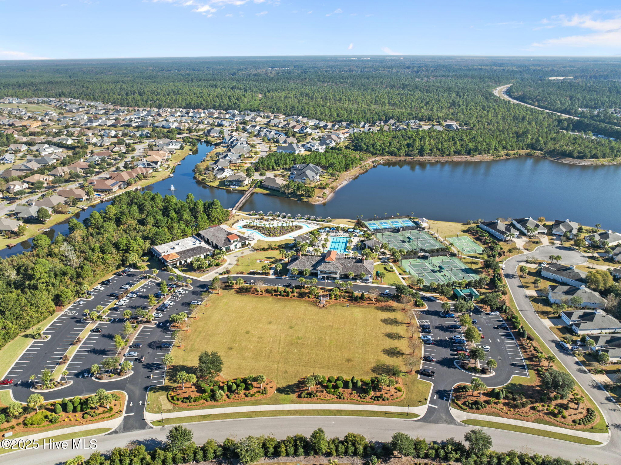 2267 Reefside Loop NE, Leland