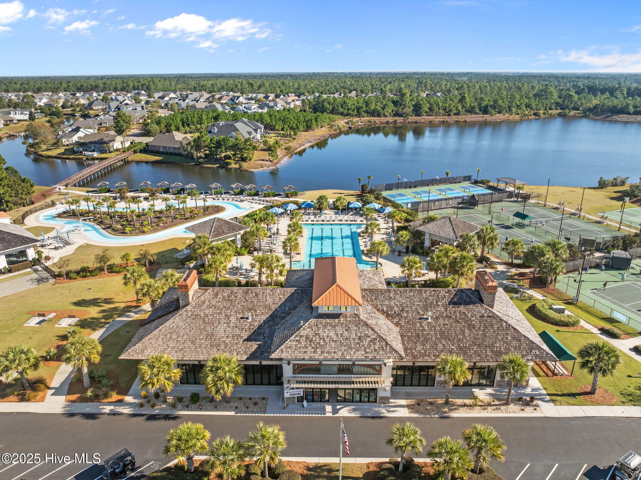 2267 Reefside Loop NE, Leland