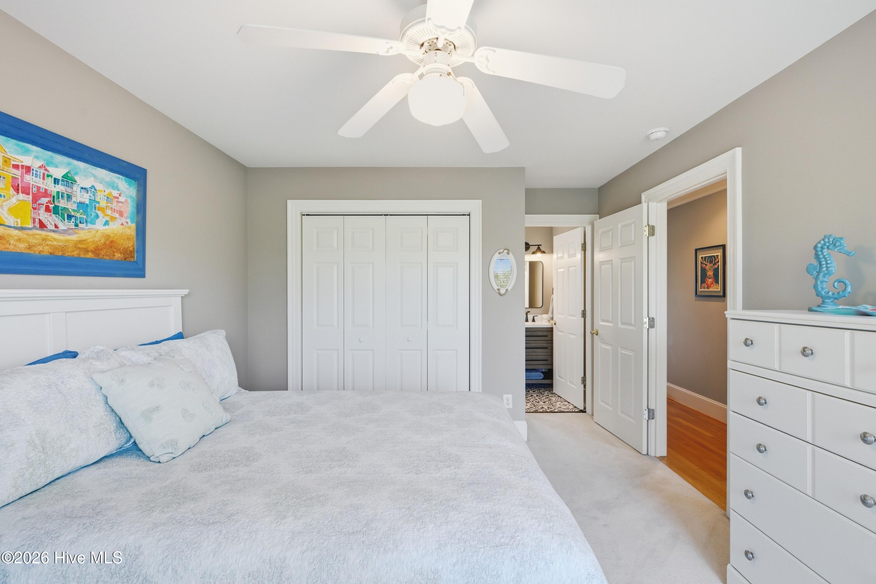 5252 Masonboro Harbour Drive