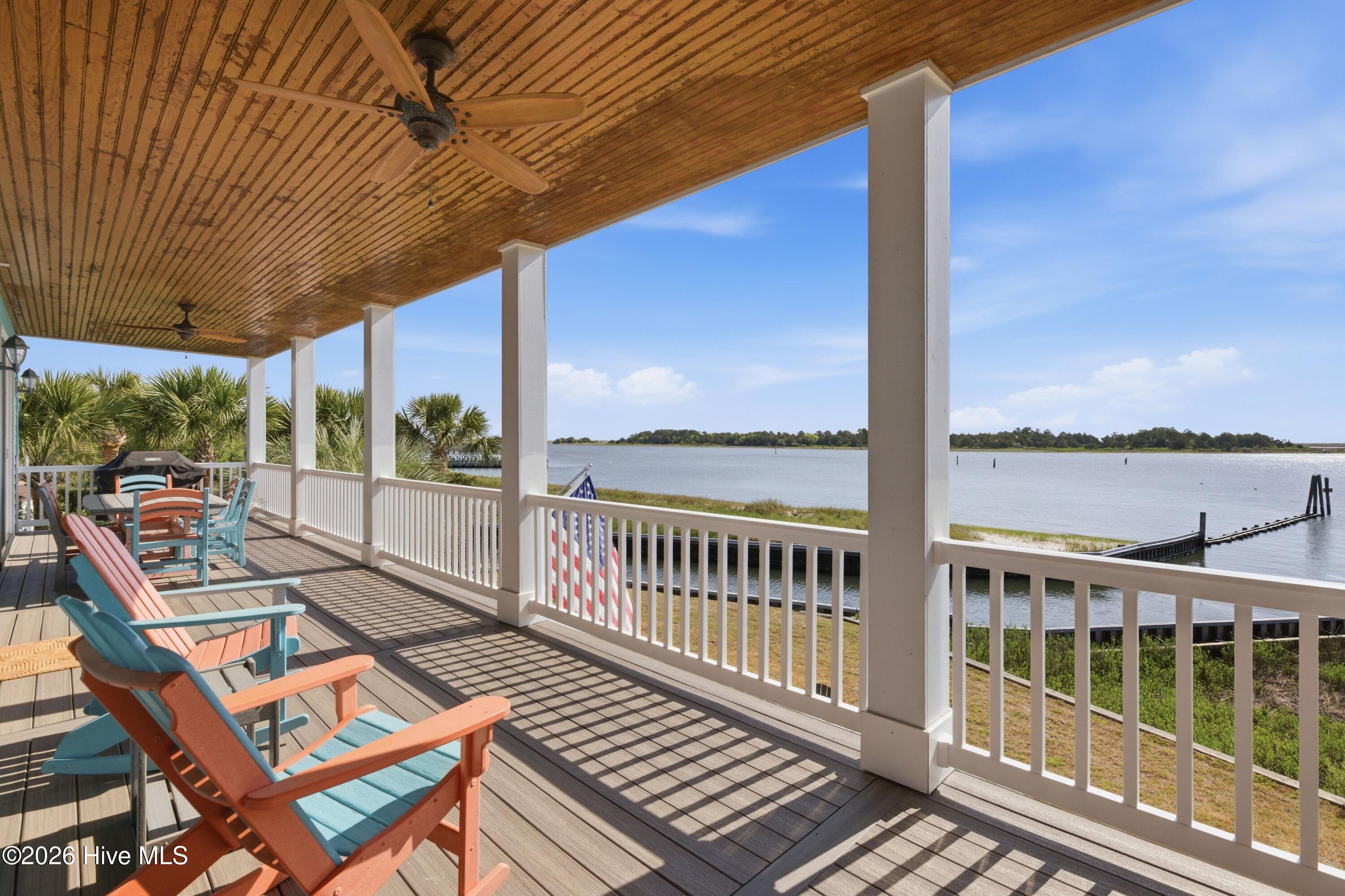 5252 Masonboro Harbour Drive