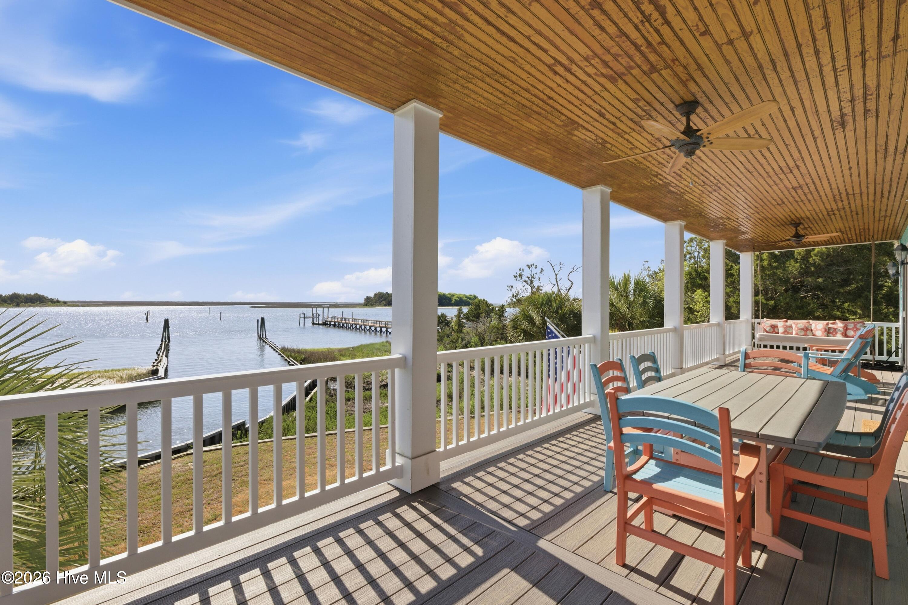5252 Masonboro Harbour Drive