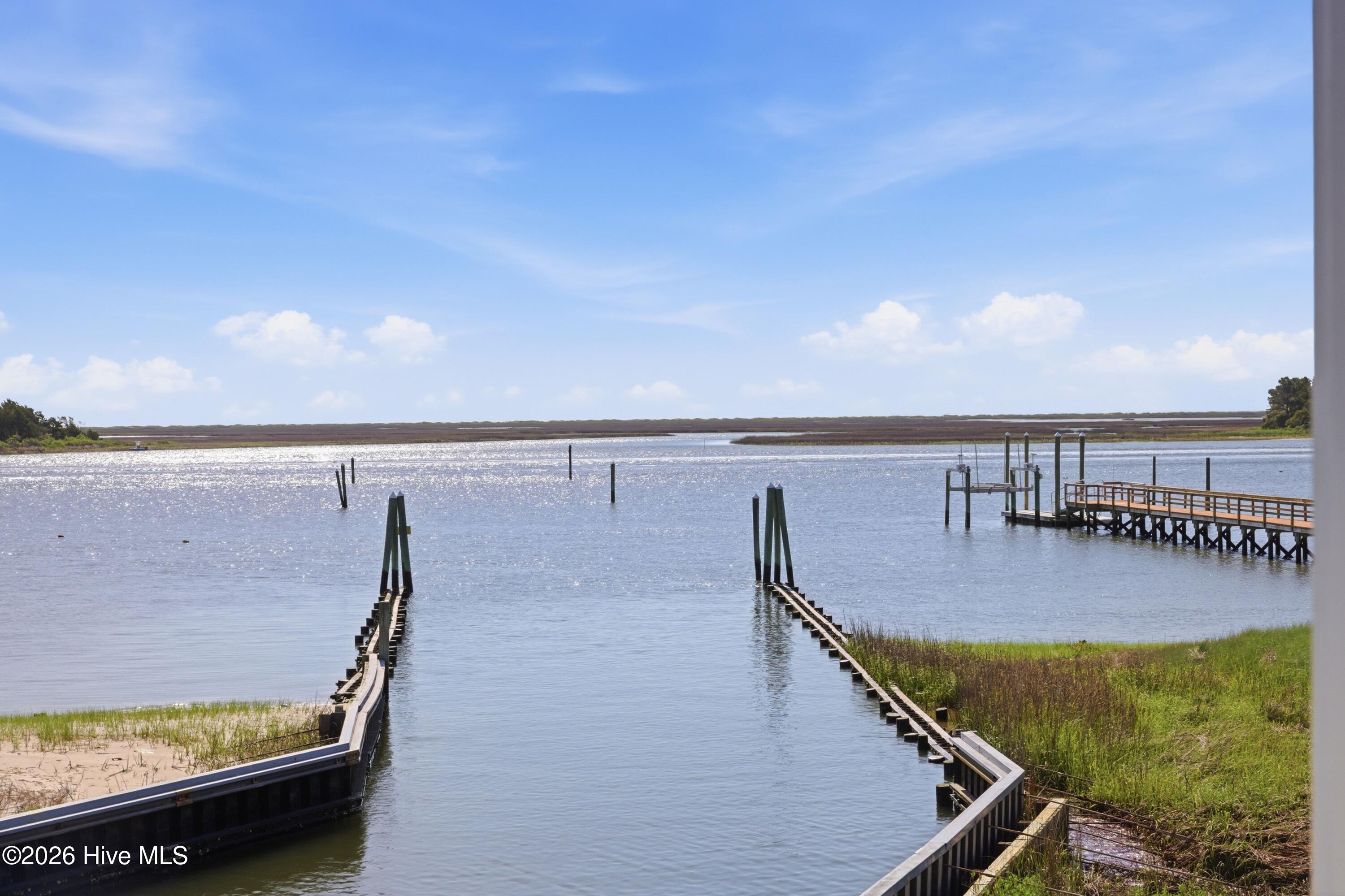 5252 Masonboro Harbour Drive