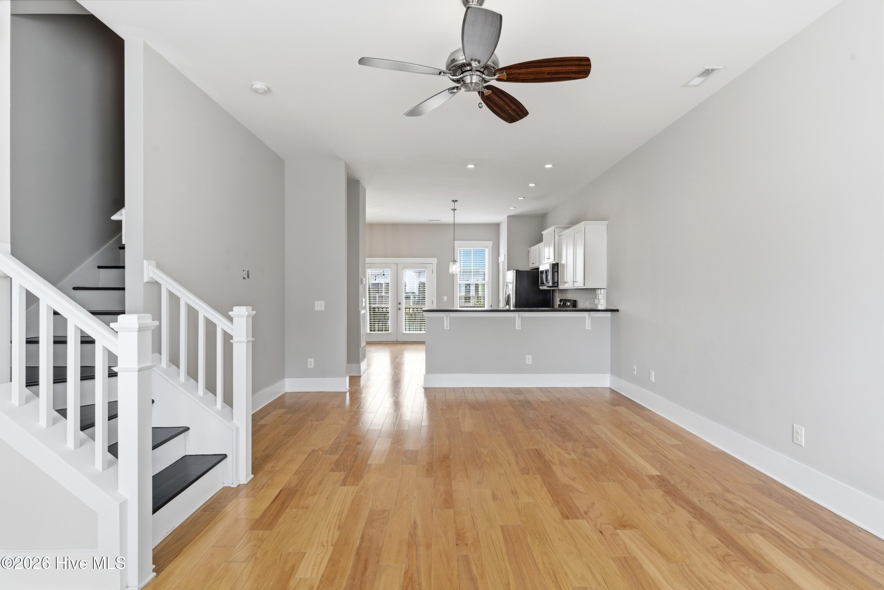 1810 Bungalow Row
