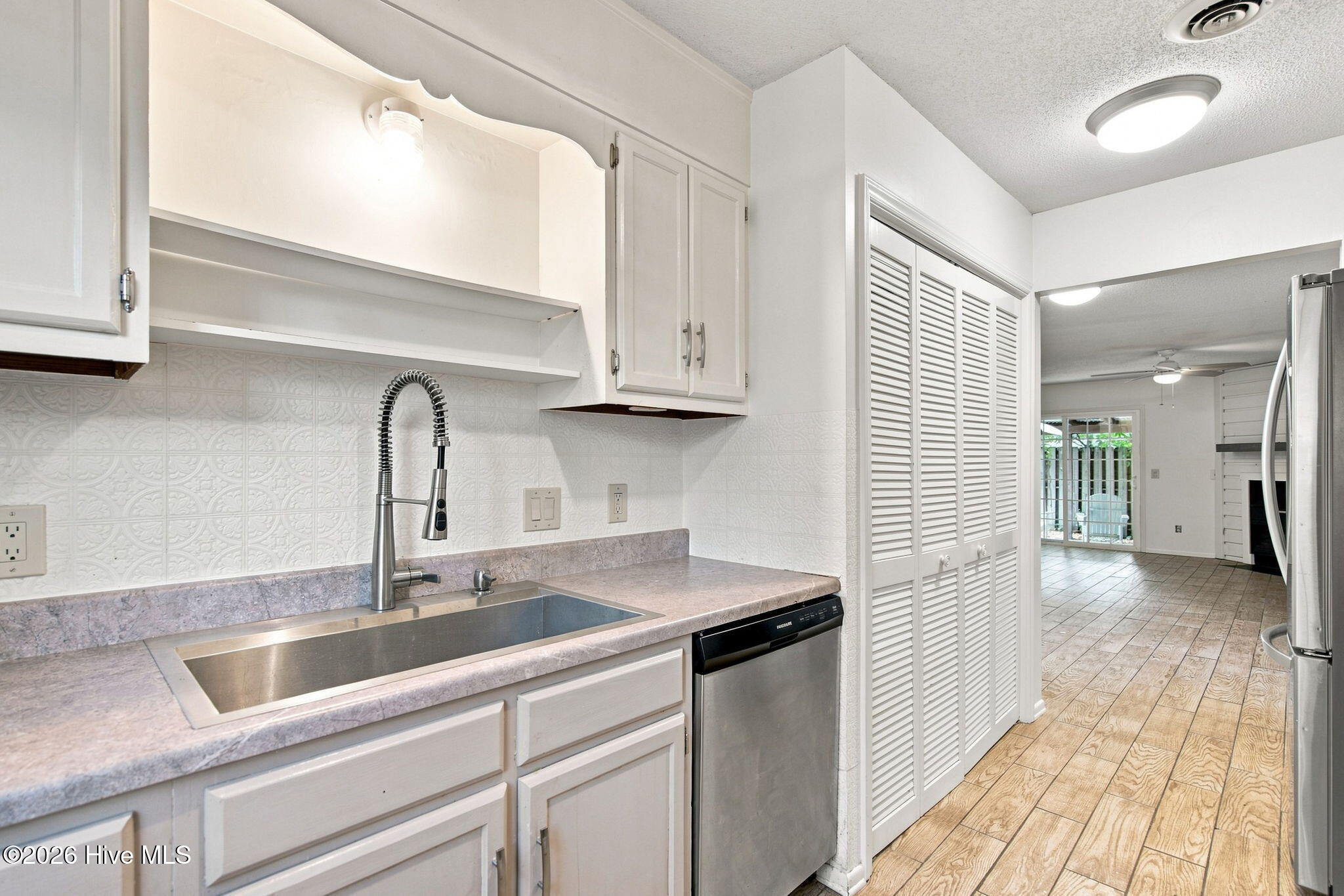 4938 Marlin Court