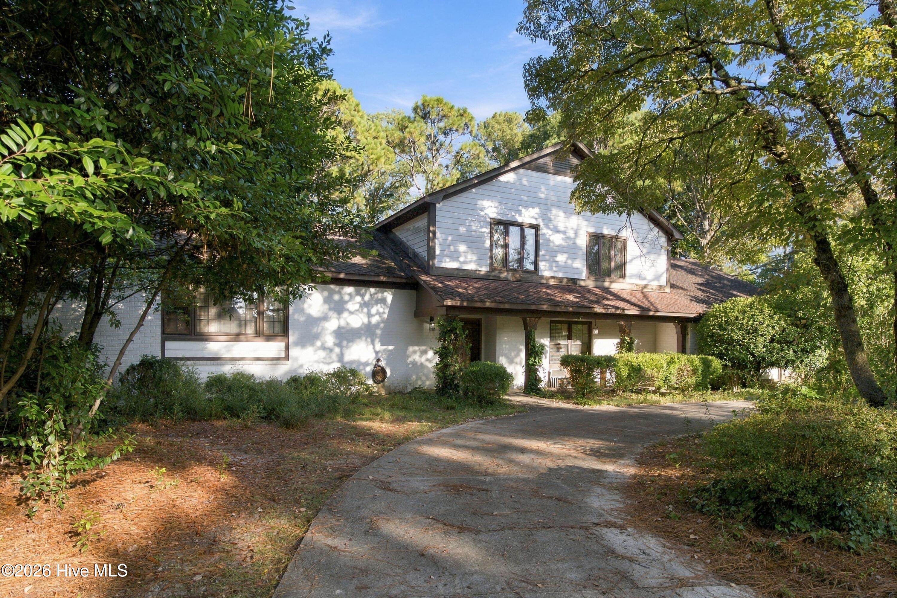 2209 Waverly Drive
